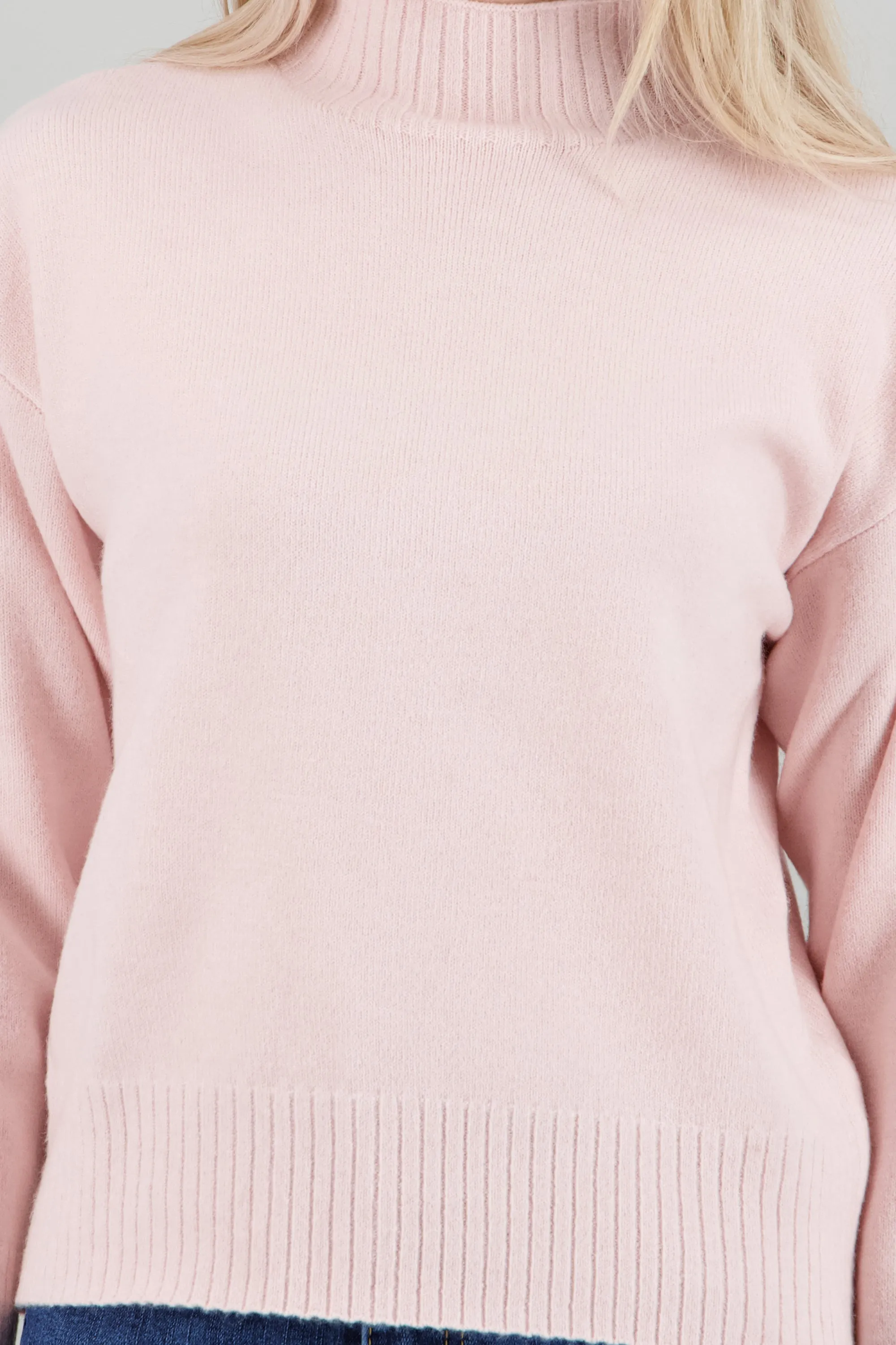 Sueter tacto super suave cuello alto sold by Shasa product image thumbnail 5