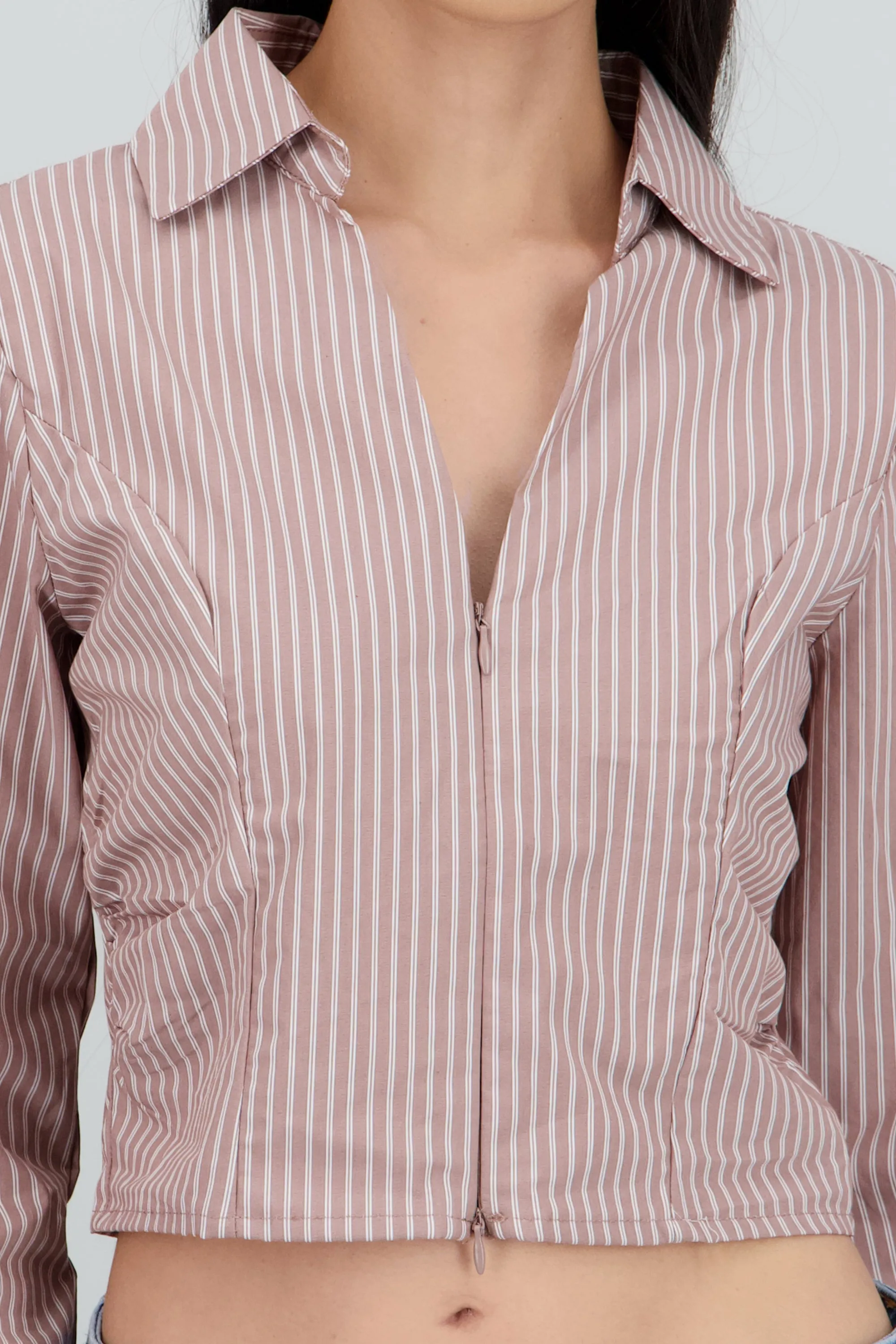 Blusa escote V cierre rayas sold by Shasa product image thumbnail 5