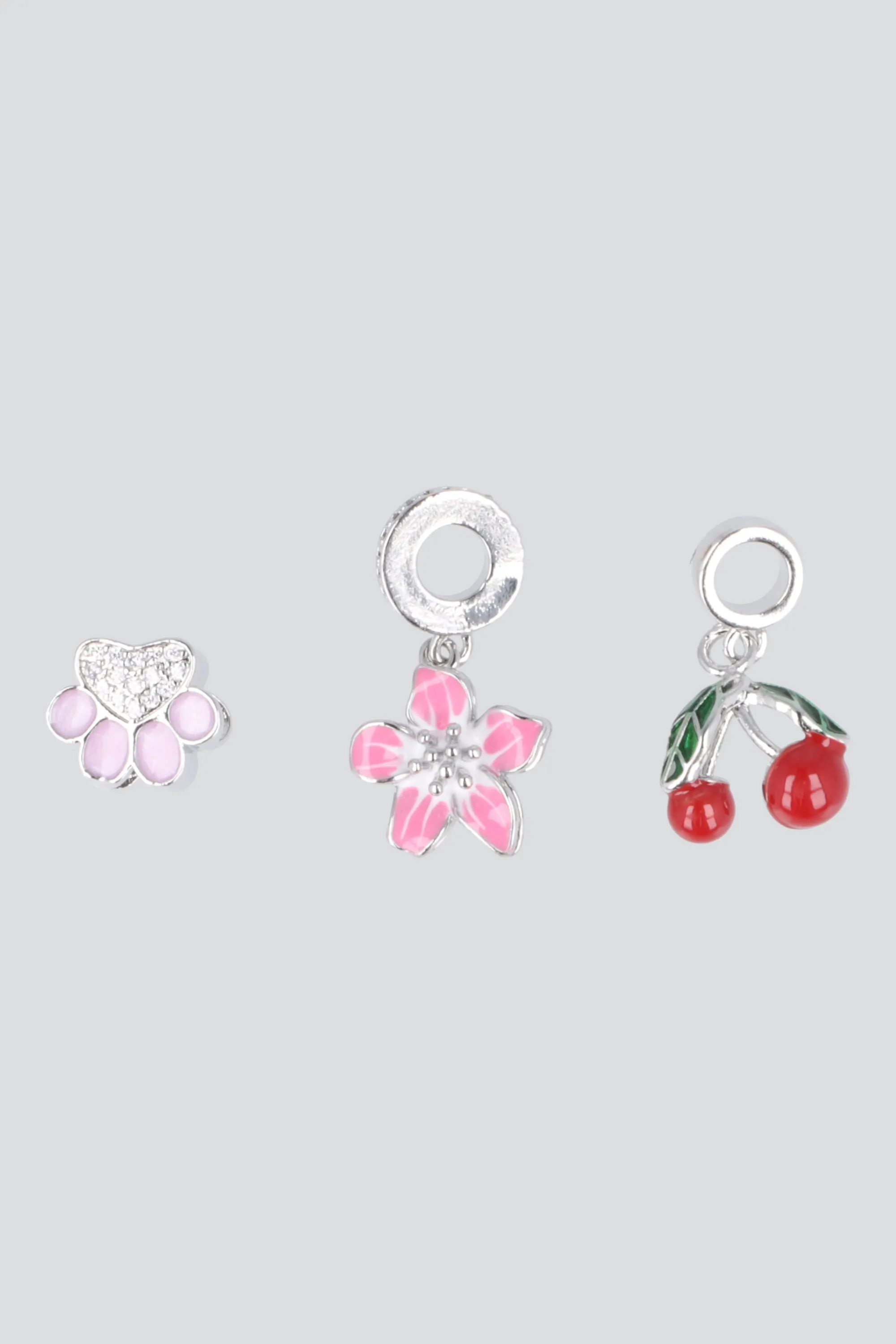 Set 3 charms cereza pq sold by Shasa product image thumbnail 2