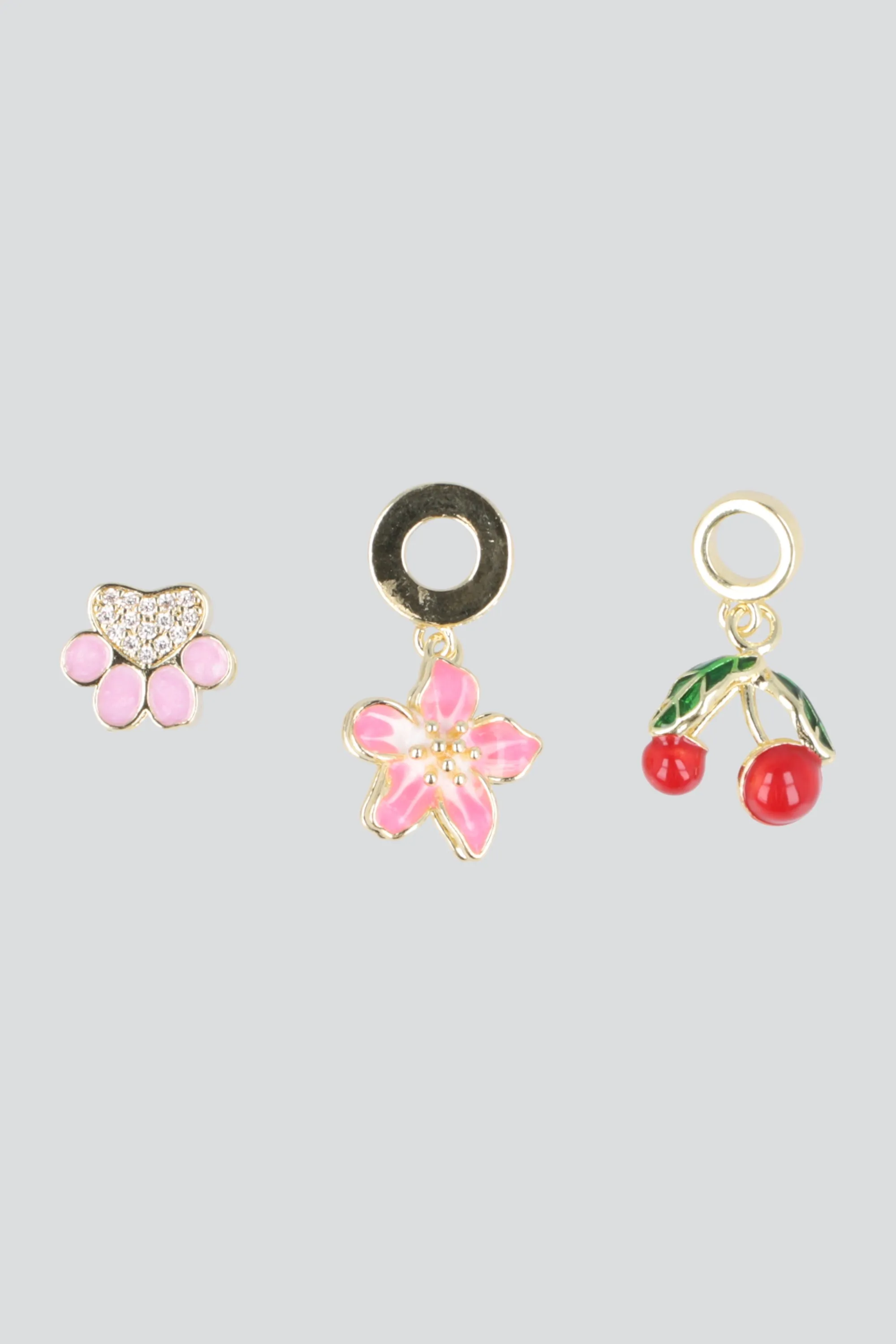 Set 3 charms cereza pq sold by Shasa product image thumbnail 4