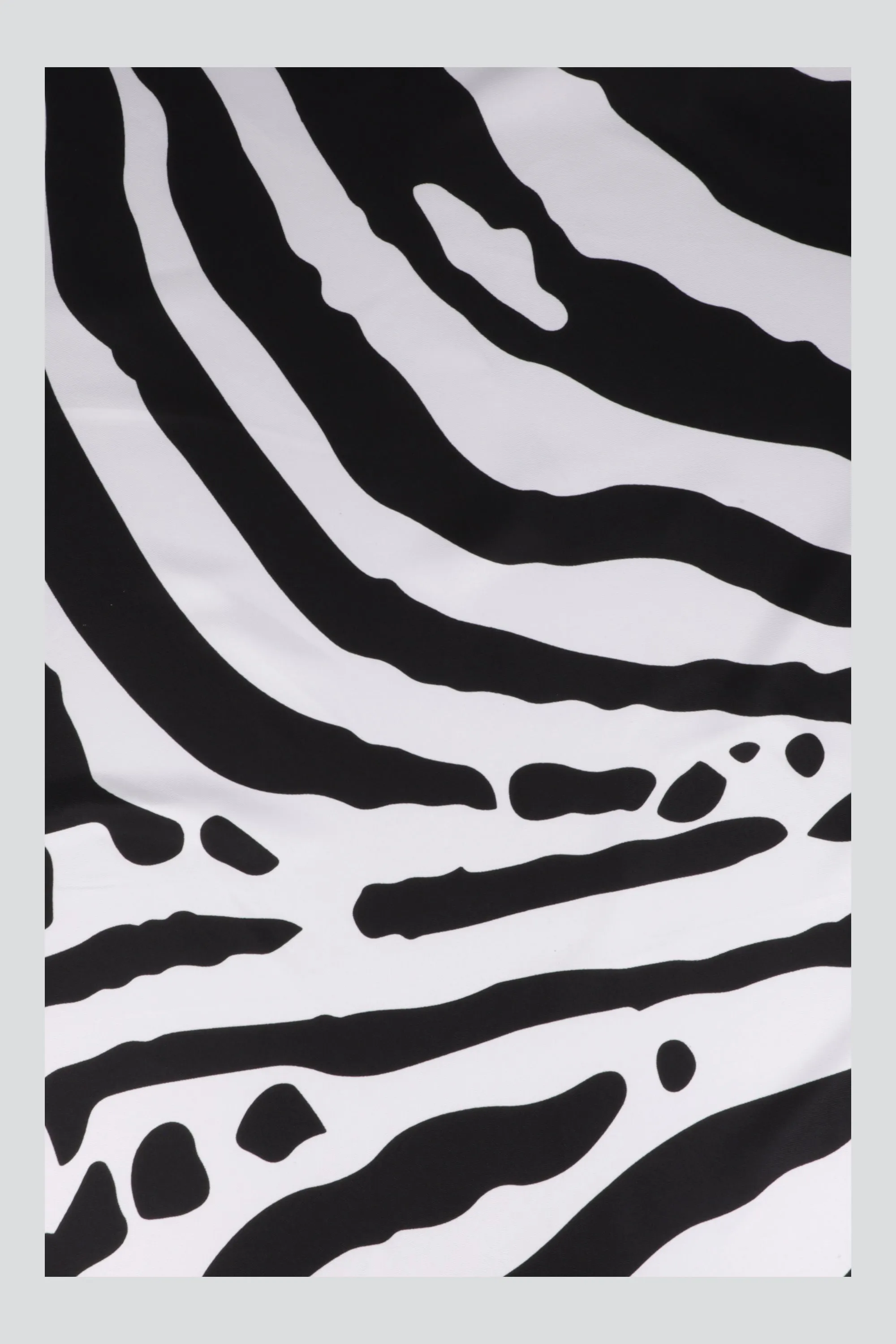 Pañuelo Animal Print Zebra sold by Shasa product image thumbnail 2