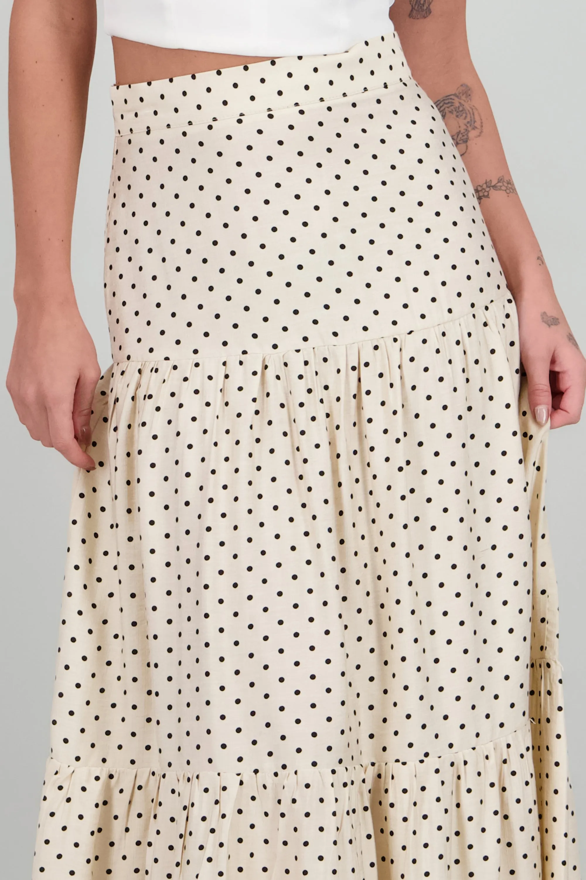 Falda maxi estampado polka olanes sold by Shasa product image thumbnail 5