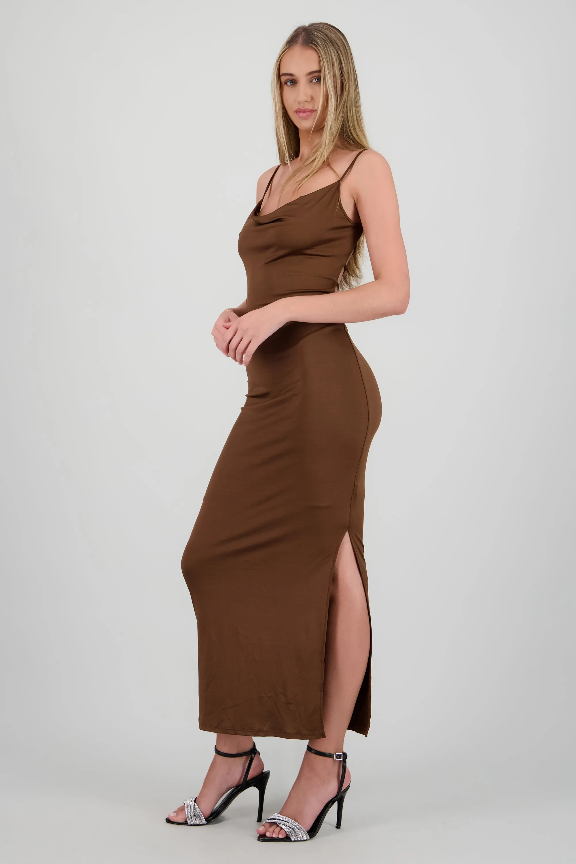 Vestido cuello cascada escote espalda sold by Shasa product image thumbnail 3