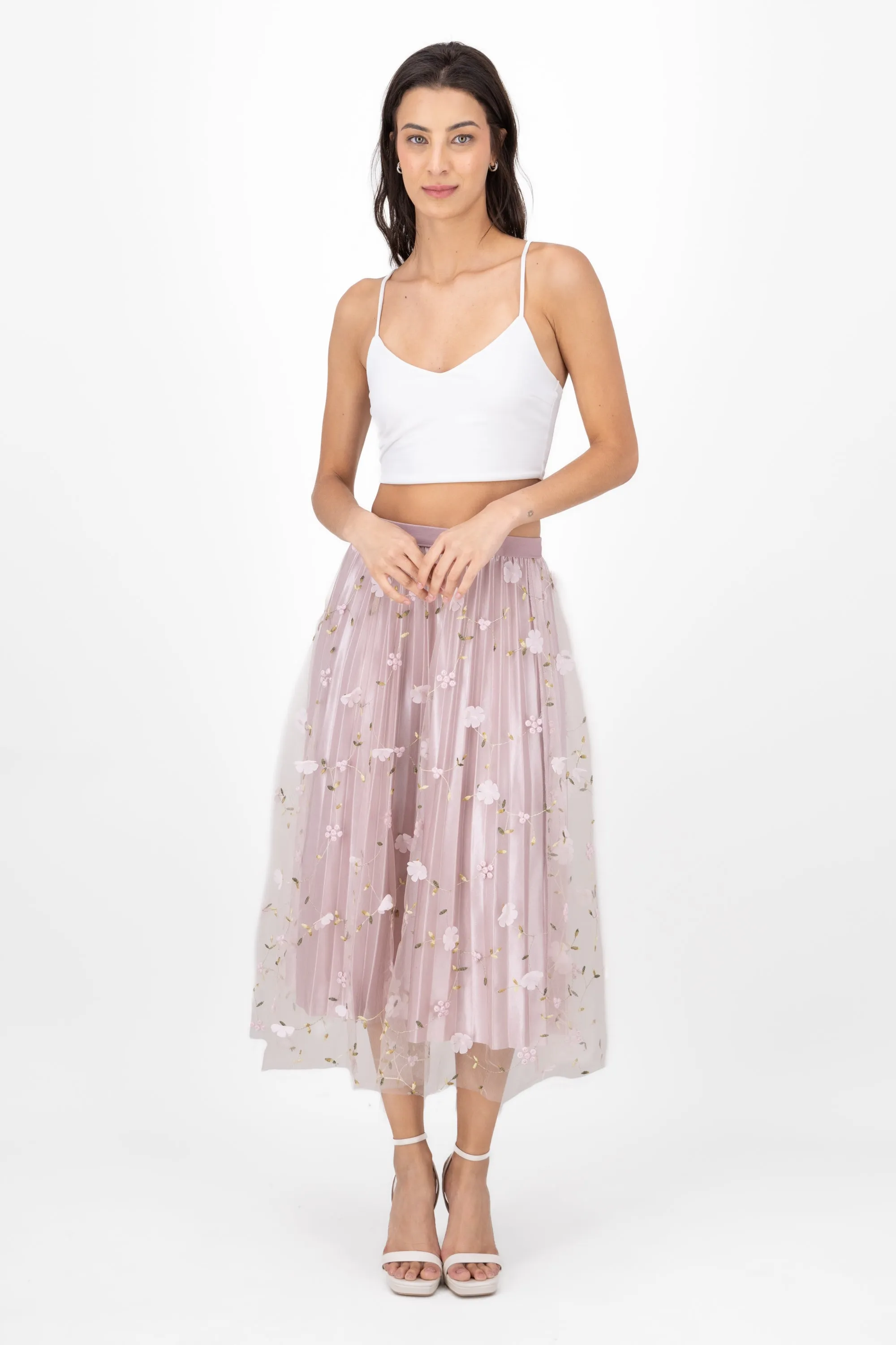 Falda Flores Bordadas De Tulle sold by Shasa