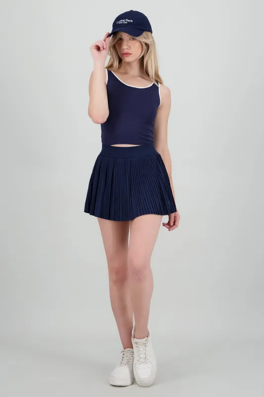 Falda deportiva tableada con short sold by Shasa