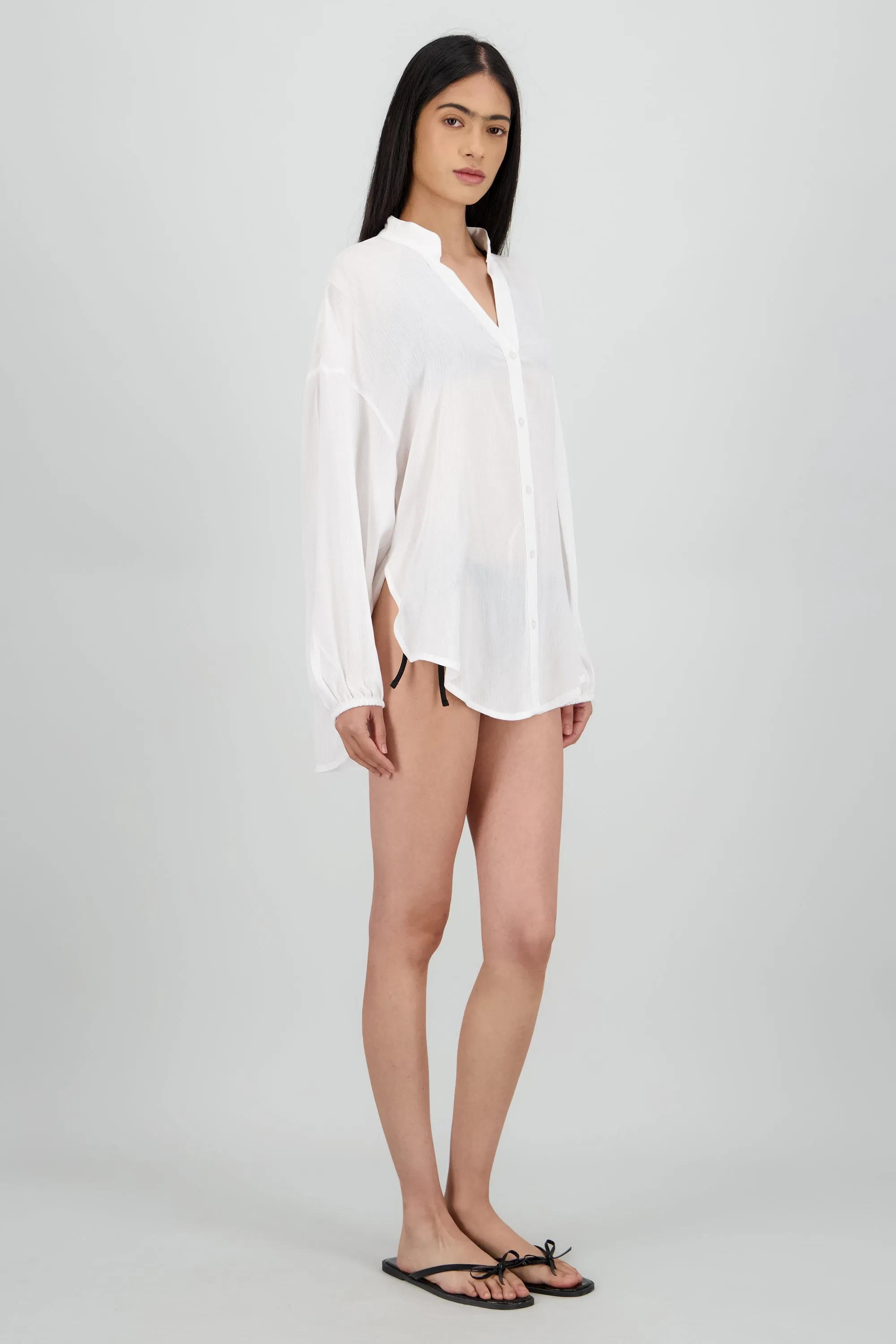 Camisa ligera detalle mangas sin cuello sold by Shasa product image thumbnail 3