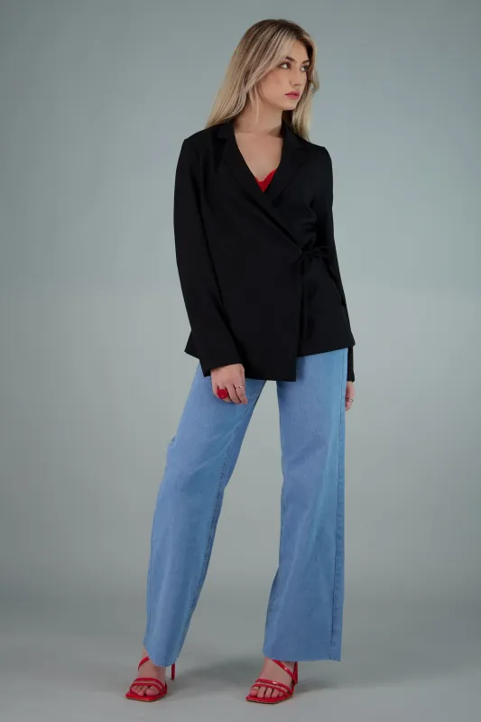 Blazer manga larga detalle moño sold by Shasa