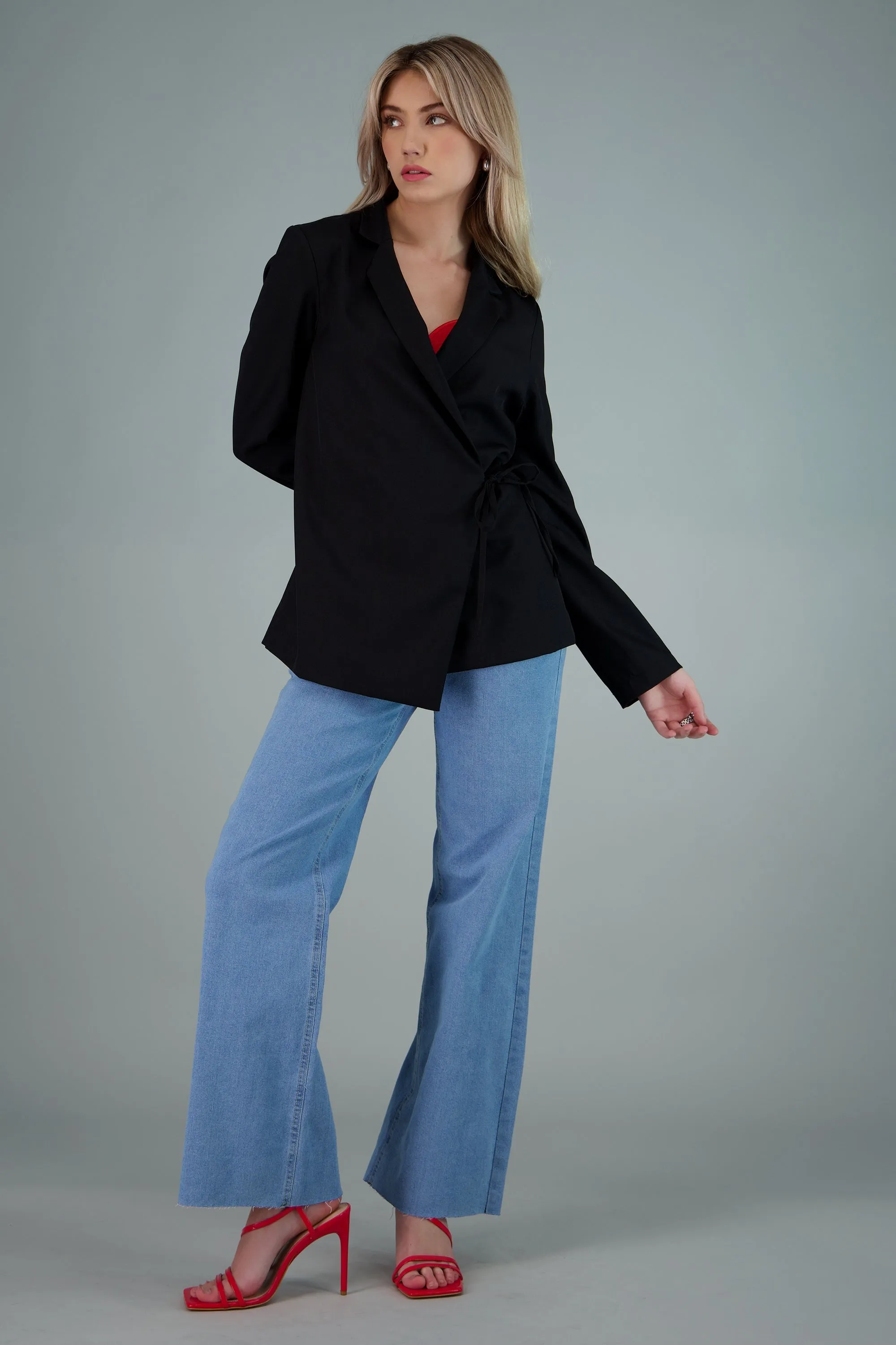 Blazer manga larga detalle moño sold by Shasa product image thumbnail 2