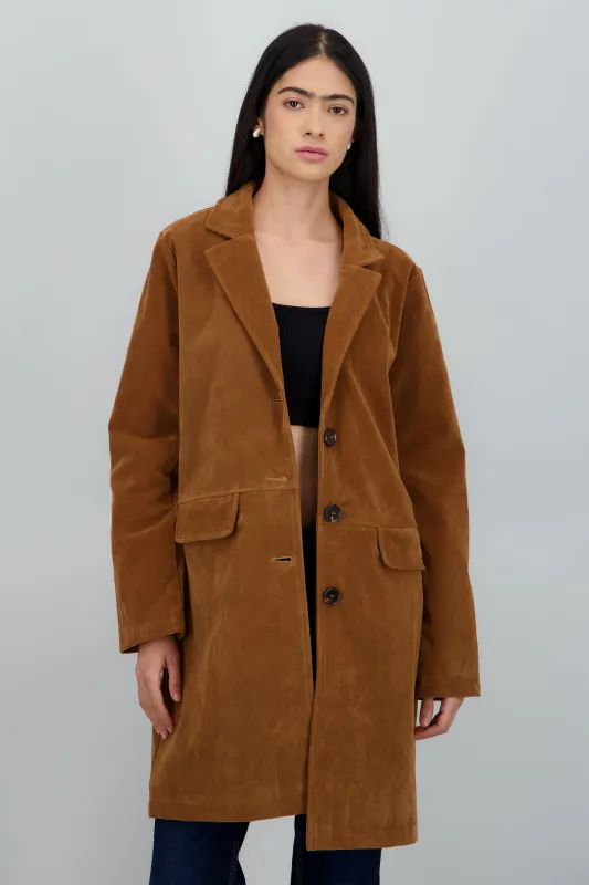 Gabardina efecto suede sold by Shasa