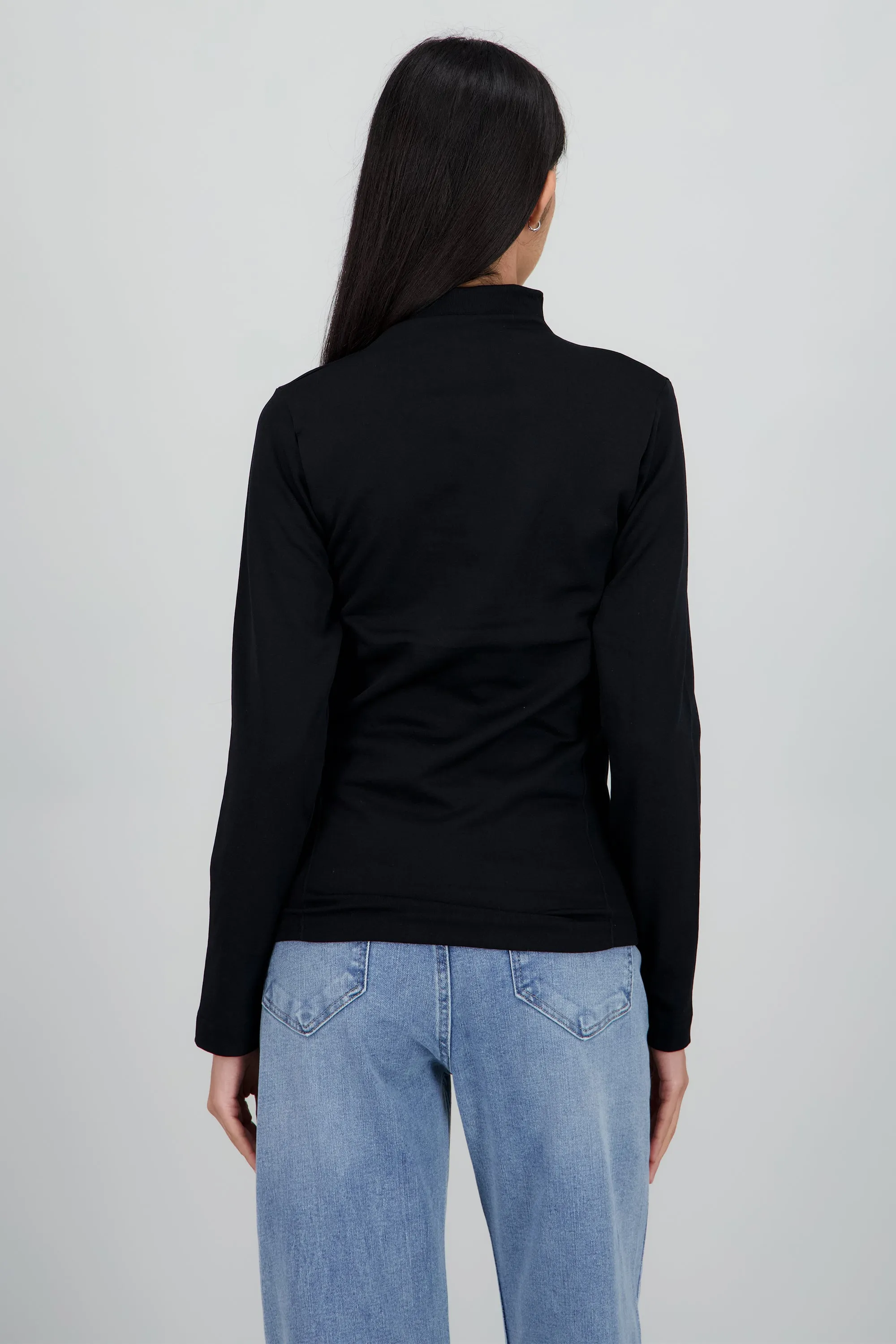 Top cuello alto manga larga liso sold by Shasa product image thumbnail 4