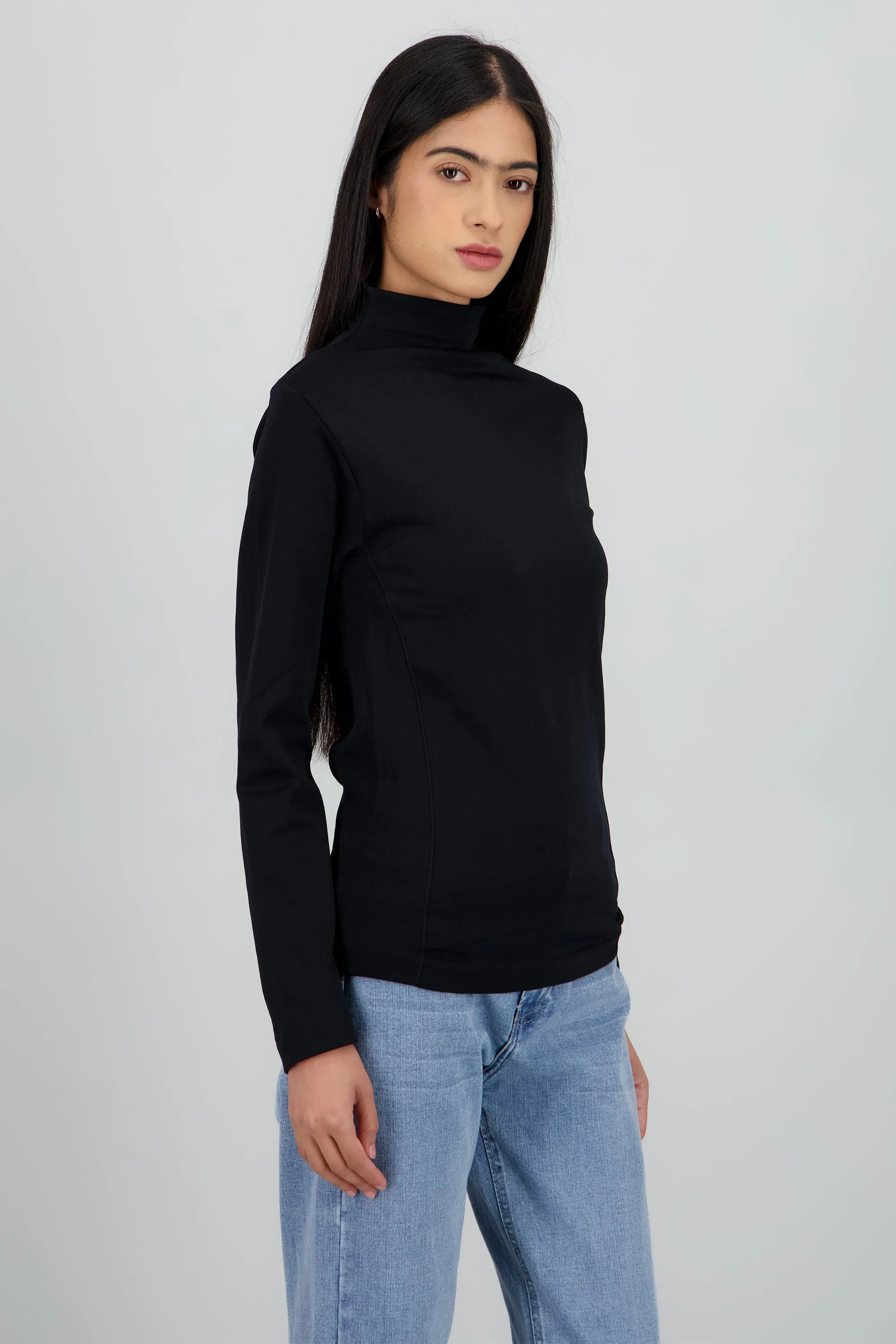 Top cuello alto manga larga liso sold by Shasa product image thumbnail 3