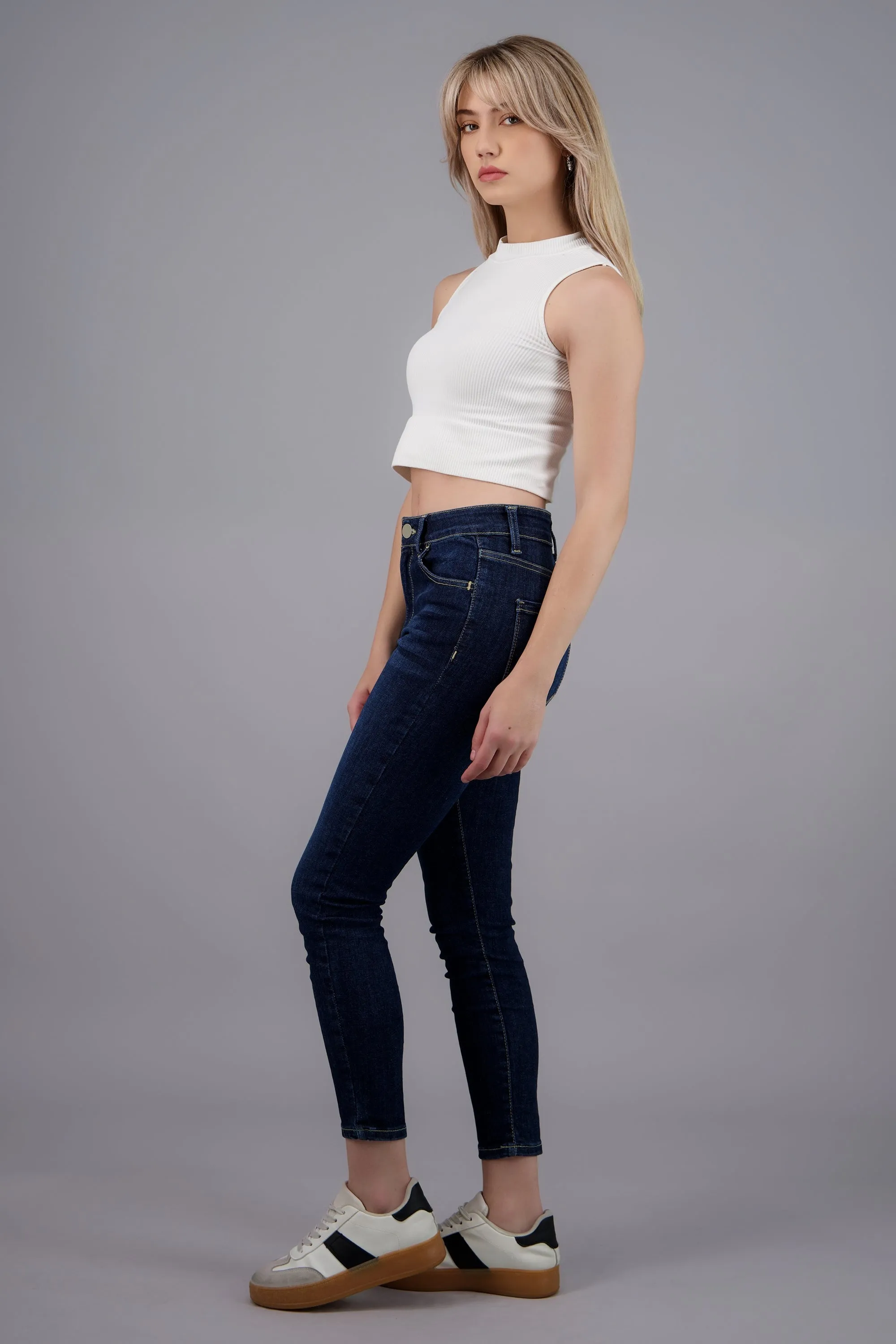 Jeans skinny cropped sold by Shasa product image thumbnail 3