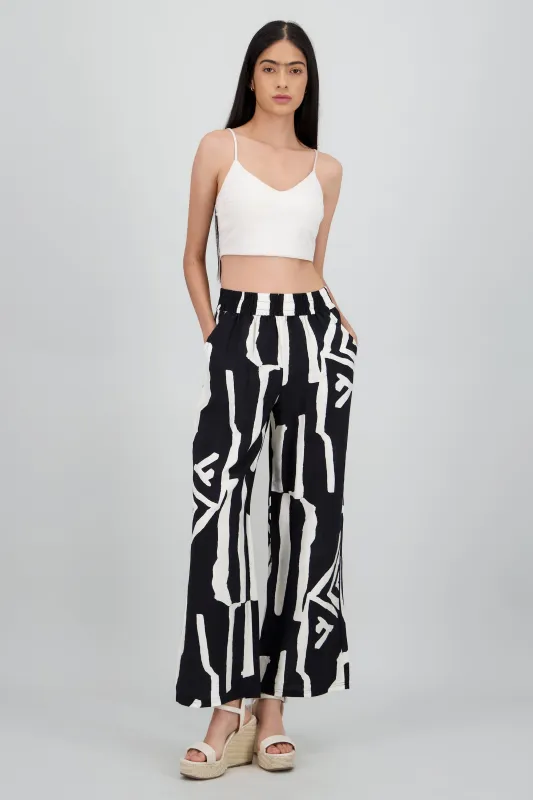 Pantalon estampado asimetrico sold by Shasa