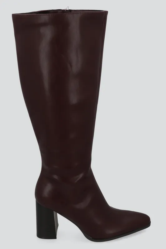 Bota alta rigida sold by Shasa