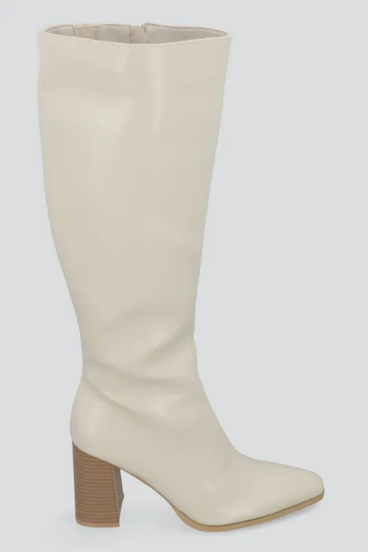 Bota alta rigida sold by Shasa