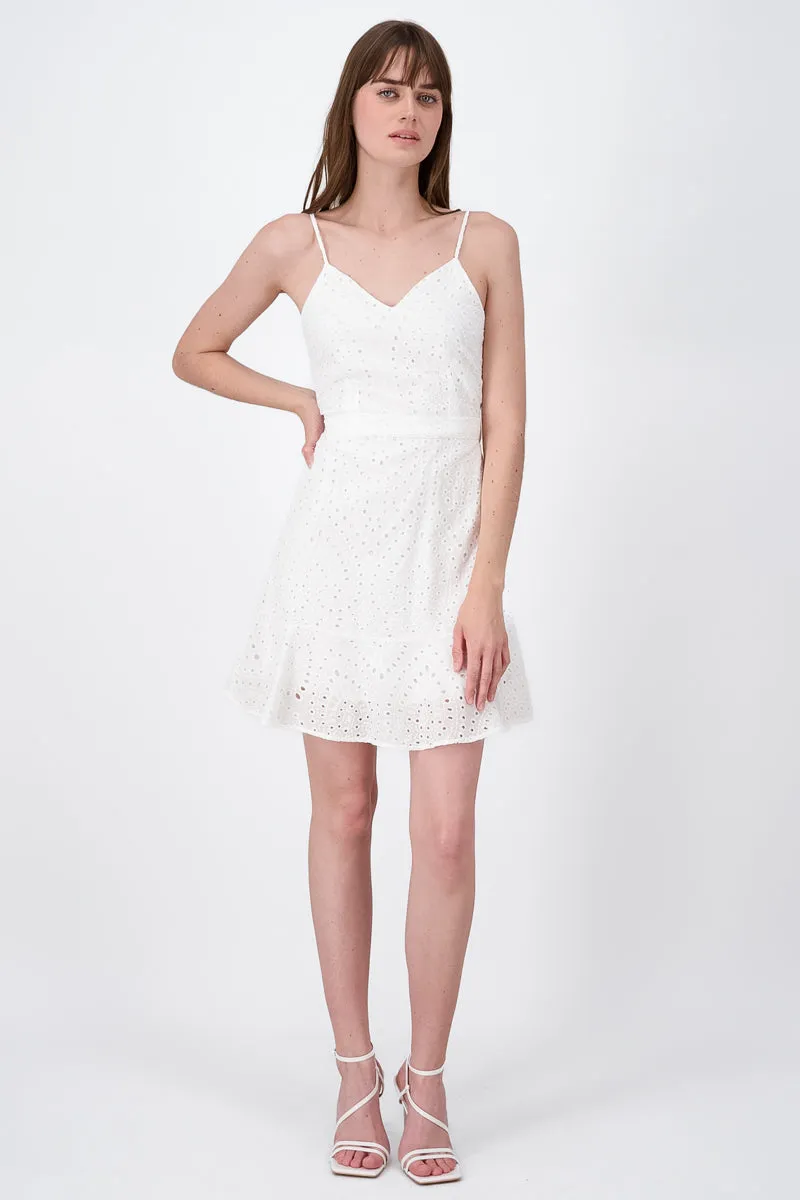 Vestido mini detalle moño textura sold by Shasa