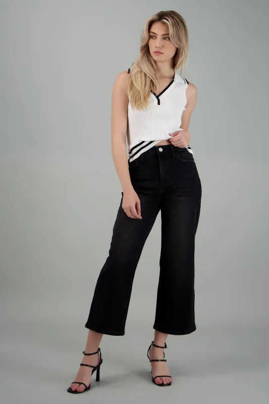 Jeans culotte mid rise sold by Shasa