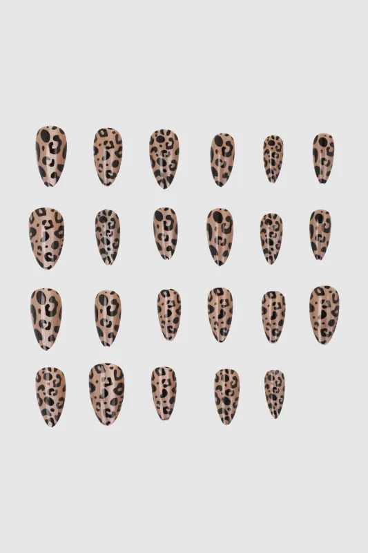 Set 24 uñas ojo de gato animal print sold by Shasa