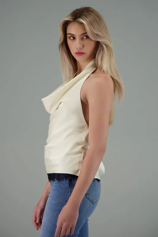 Top halter satinado con detalle de encaje sold by Shasa