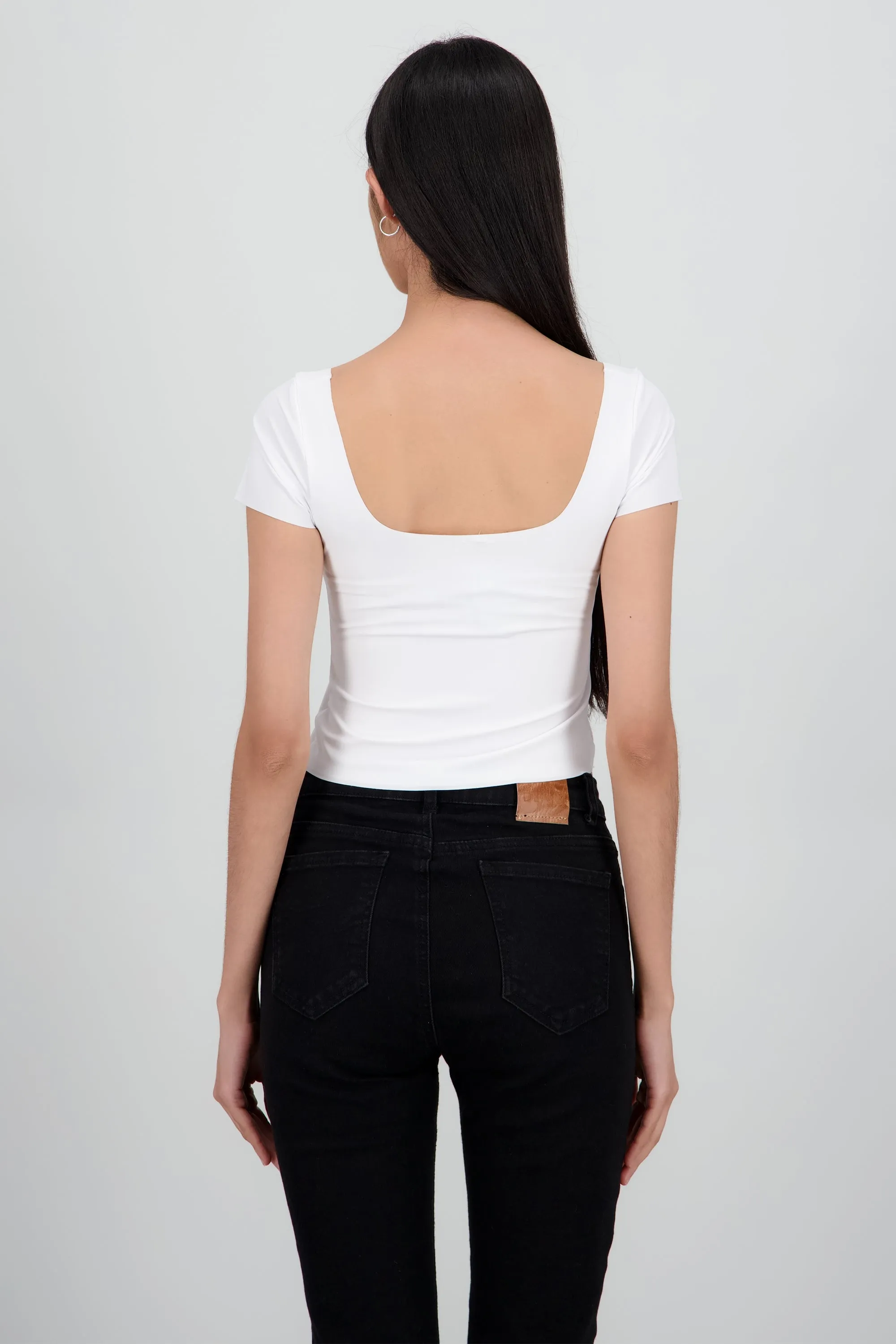 Top escote cuadrado doble tel sold by Shasa product image thumbnail 4