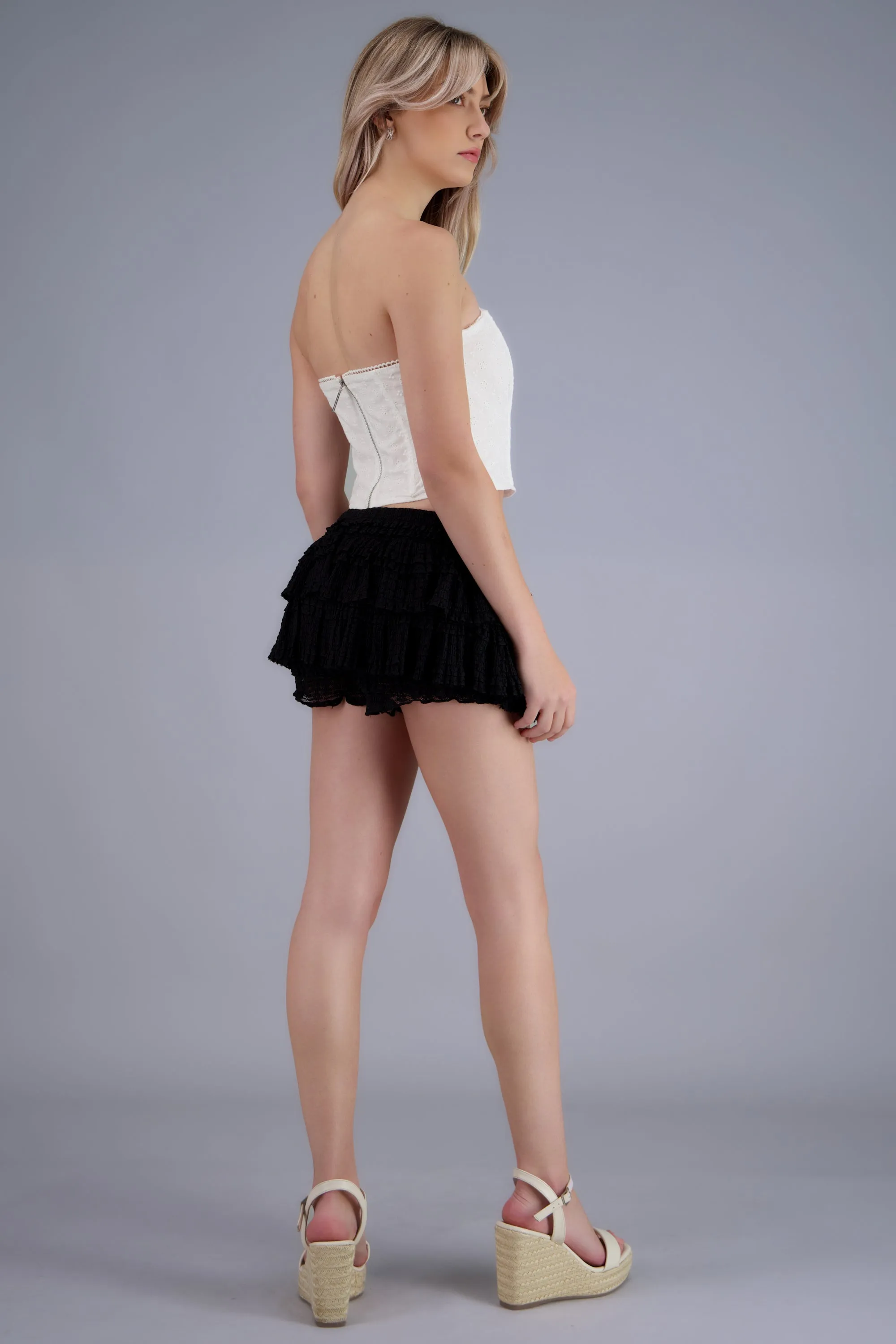 Falda short con encaje olanes sold by Shasa product image thumbnail 4