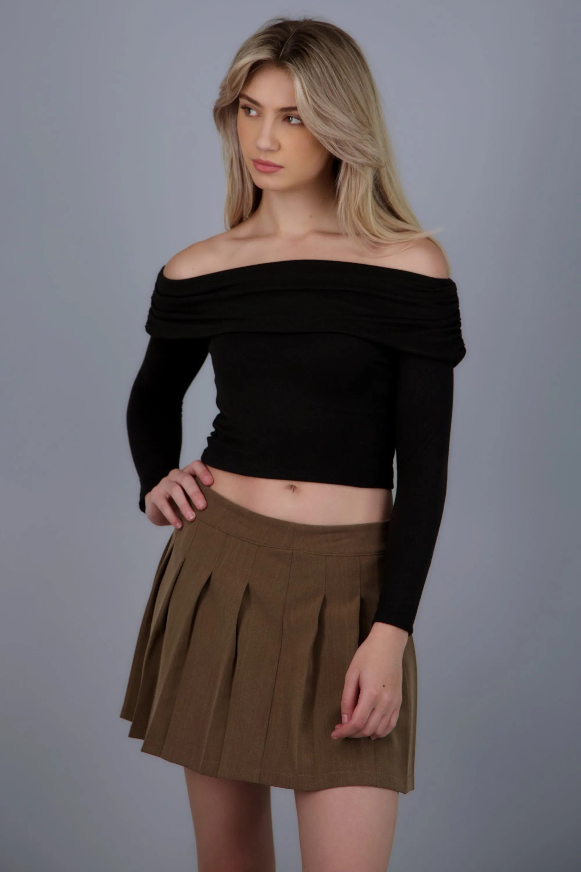 Top off shoulder de manga larga sold by Shasa product image thumbnail 4