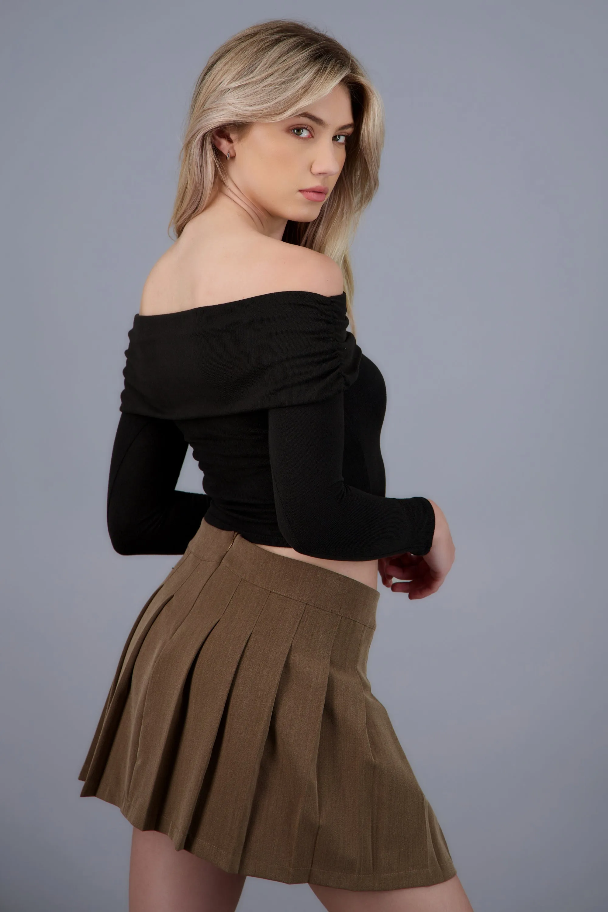 Top off shoulder de manga larga sold by Shasa product image thumbnail 2