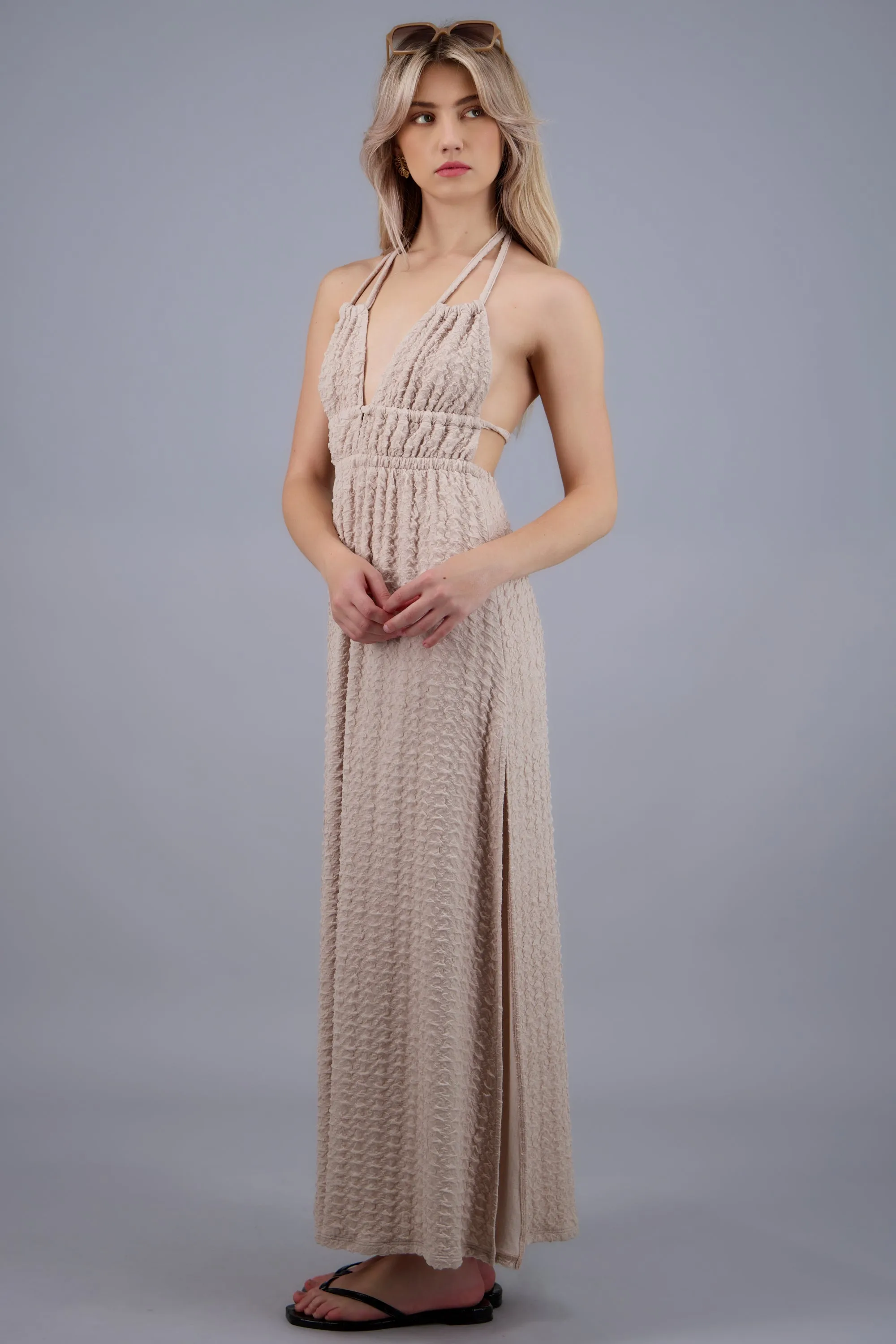 Vestido maxi escote espalda sold by Shasa