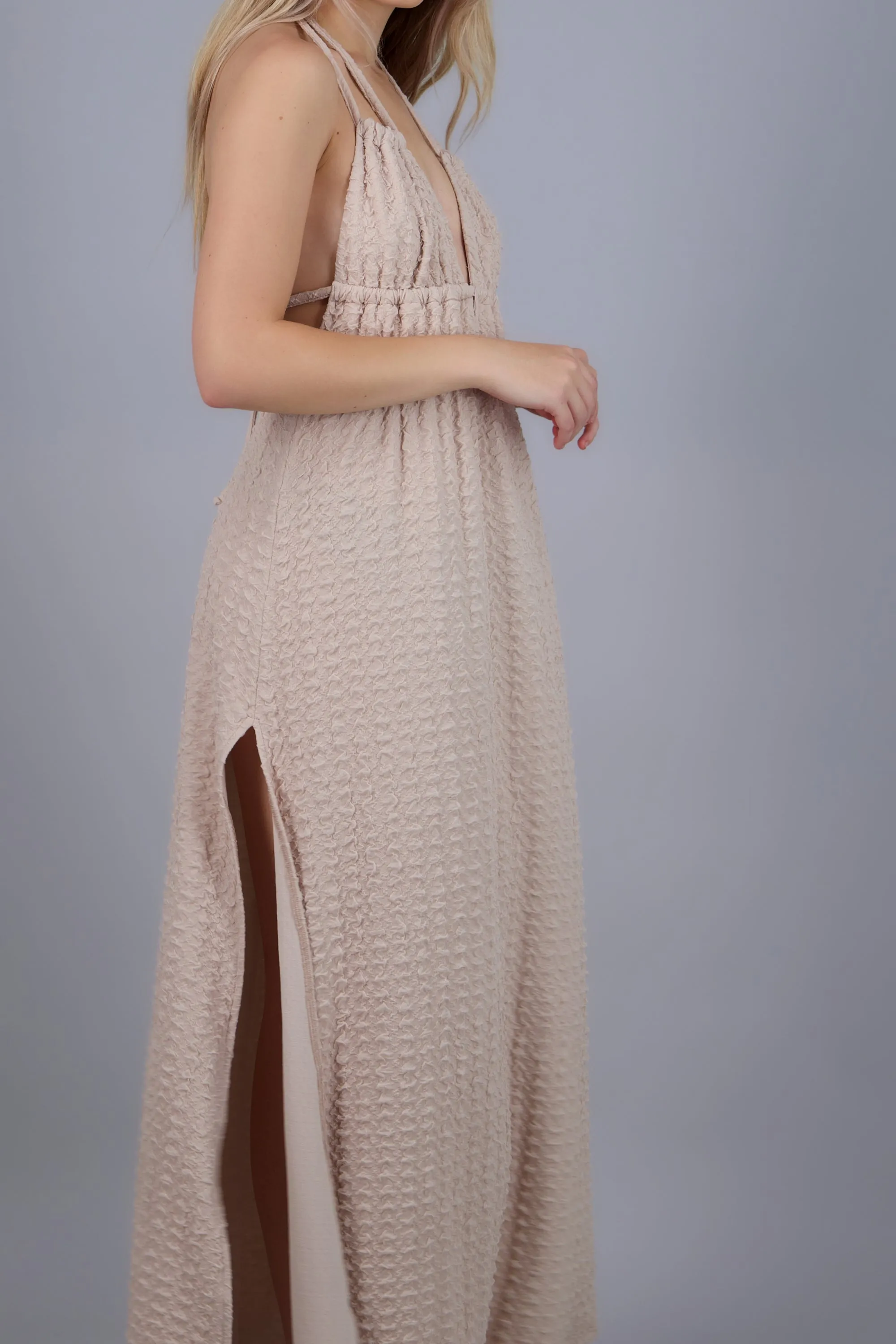 Vestido maxi escote espalda sold by Shasa product image thumbnail 5