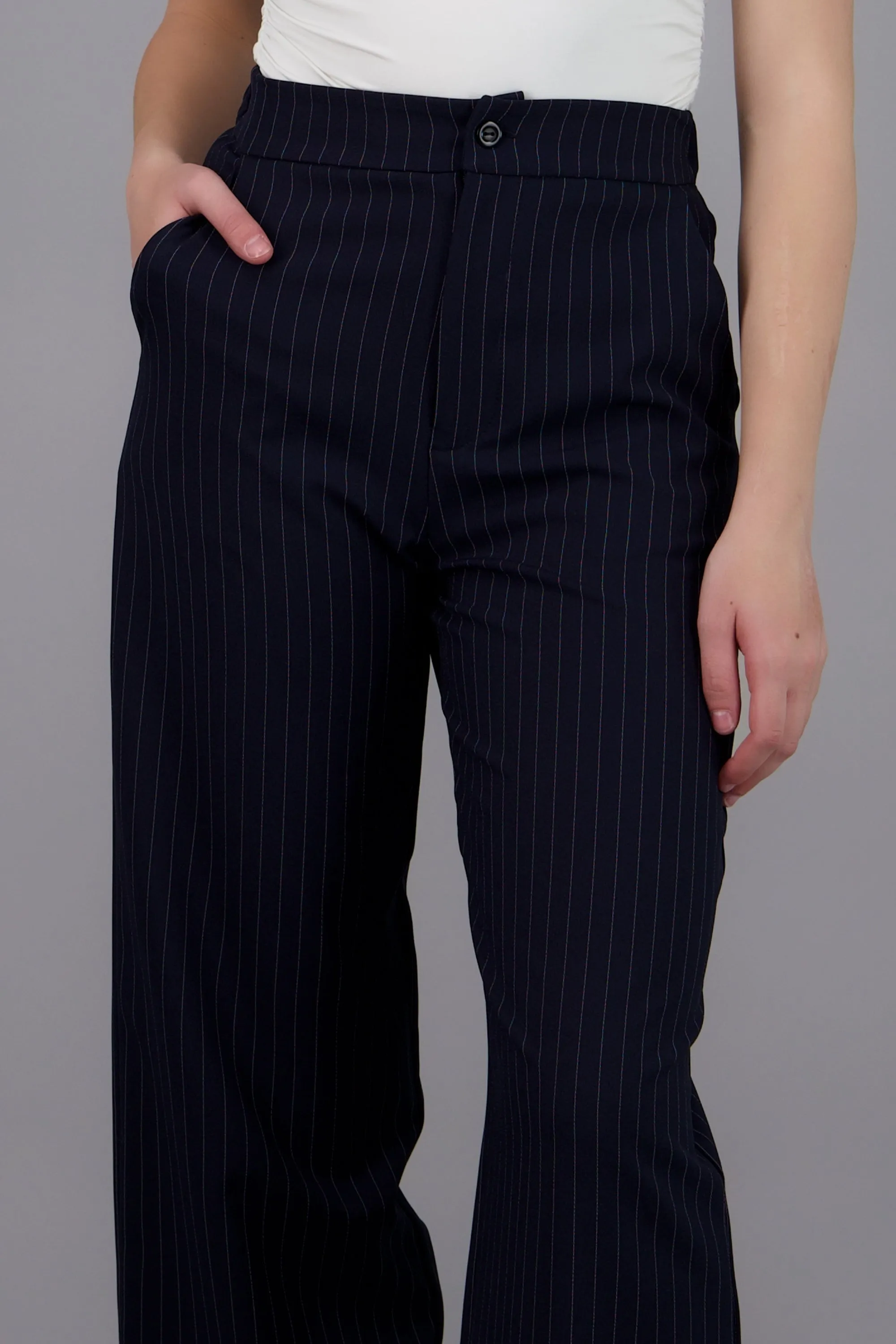 Pantalon de rayas recto con bolsas sold by Shasa product image thumbnail 5