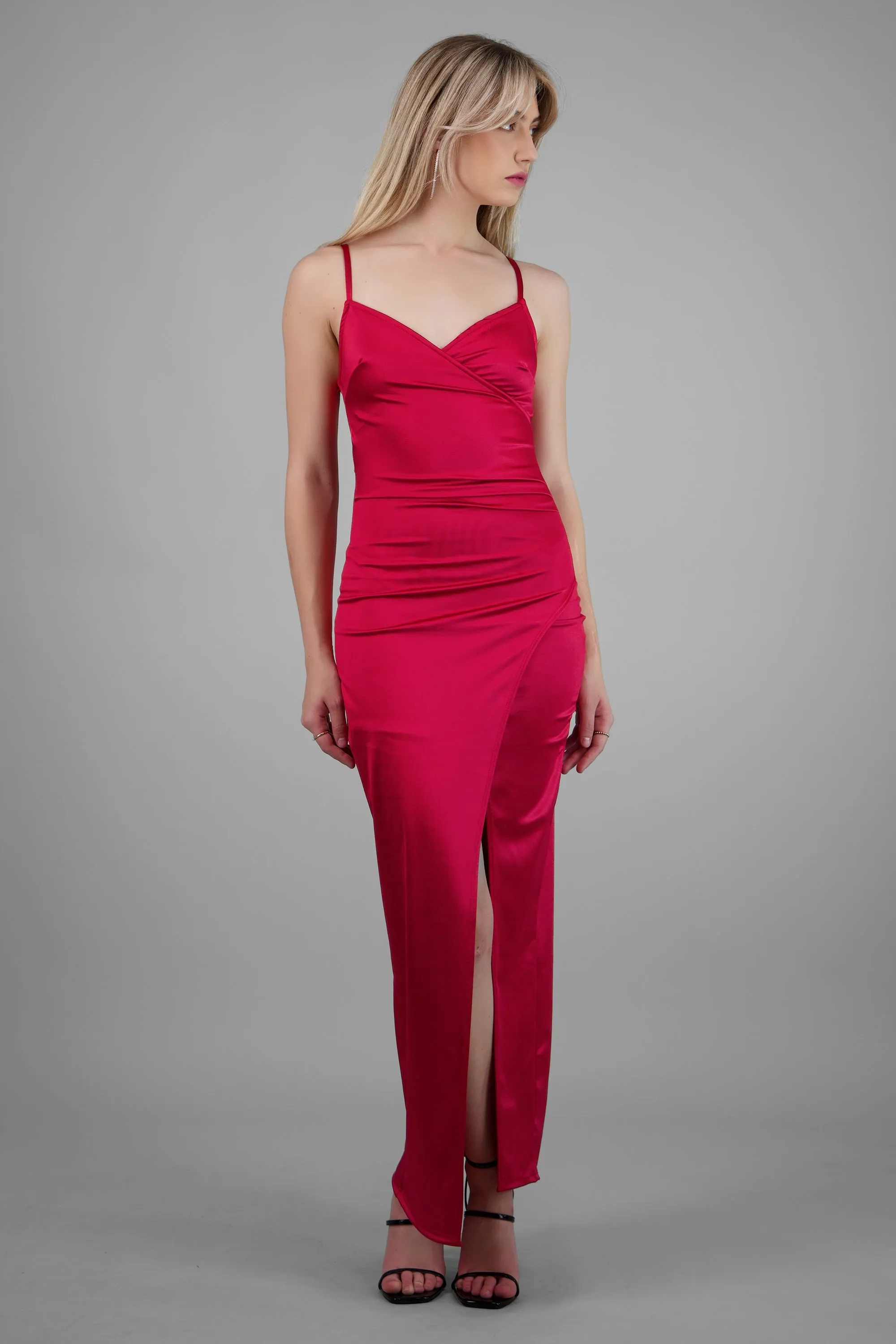 Vestido satinado midi sold by Shasa