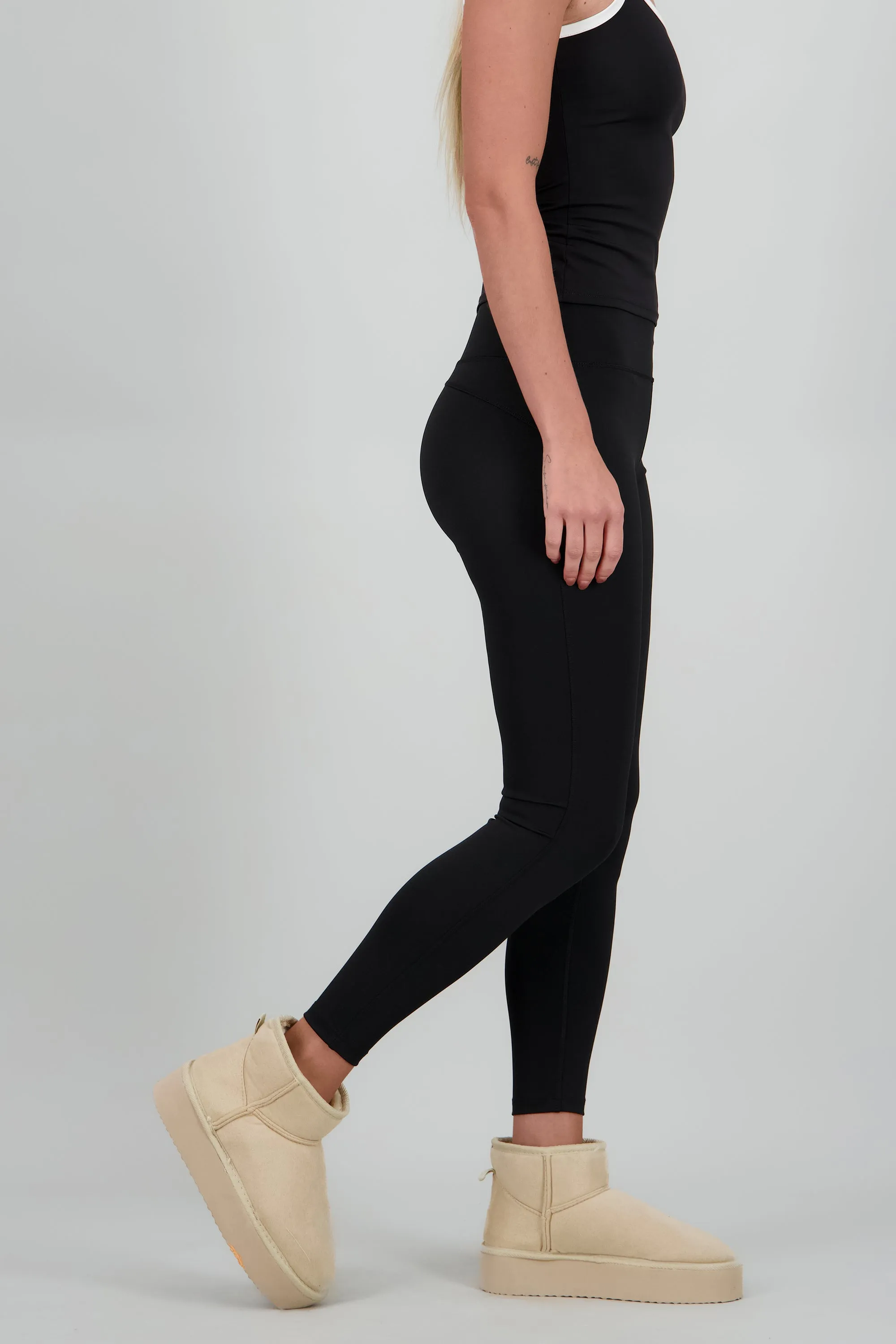 Leggings deportivos coin pocket sold by Shasa product image thumbnail 3