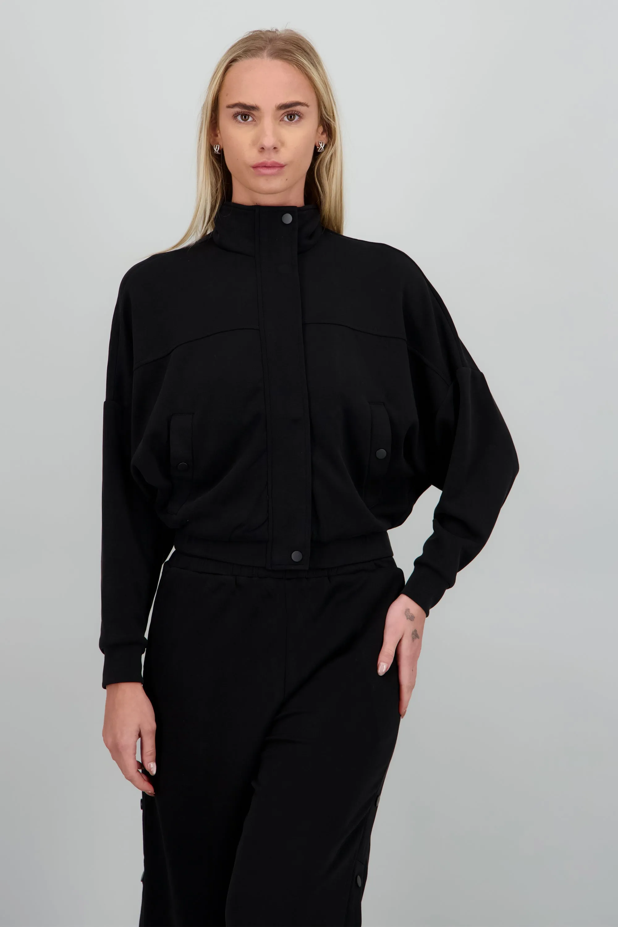 Sudadera con cierre y botones sold by Shasa product image thumbnail 2