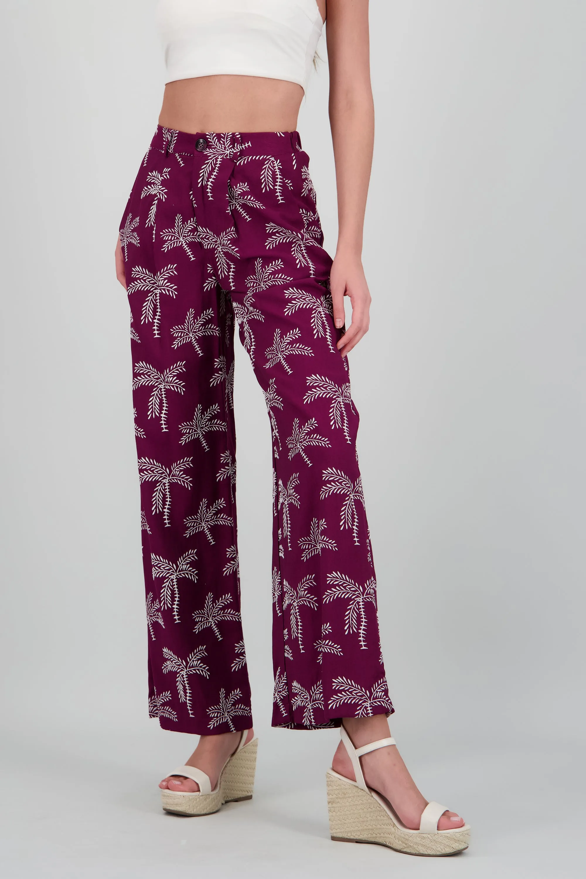 Pantalon recto estampado de palmeras sold by Shasa product image thumbnail 2