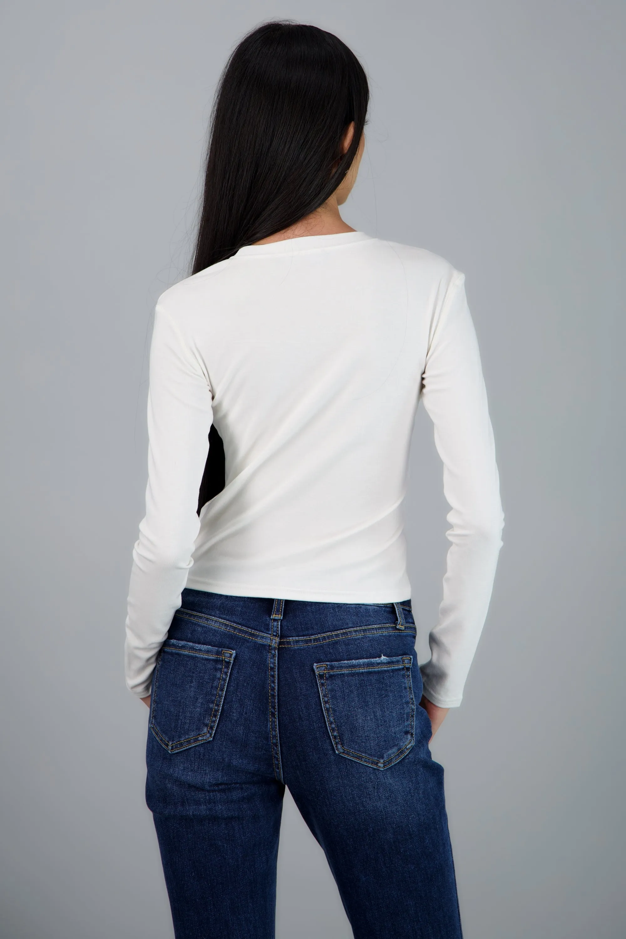 Top escote redondo manga larga sold by Shasa product image thumbnail 4