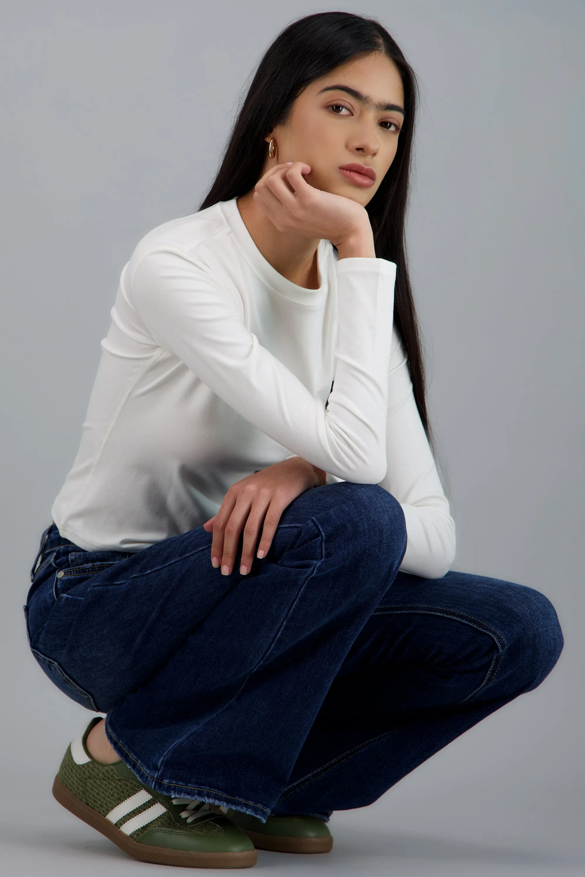 Top escote redondo manga larga sold by Shasa