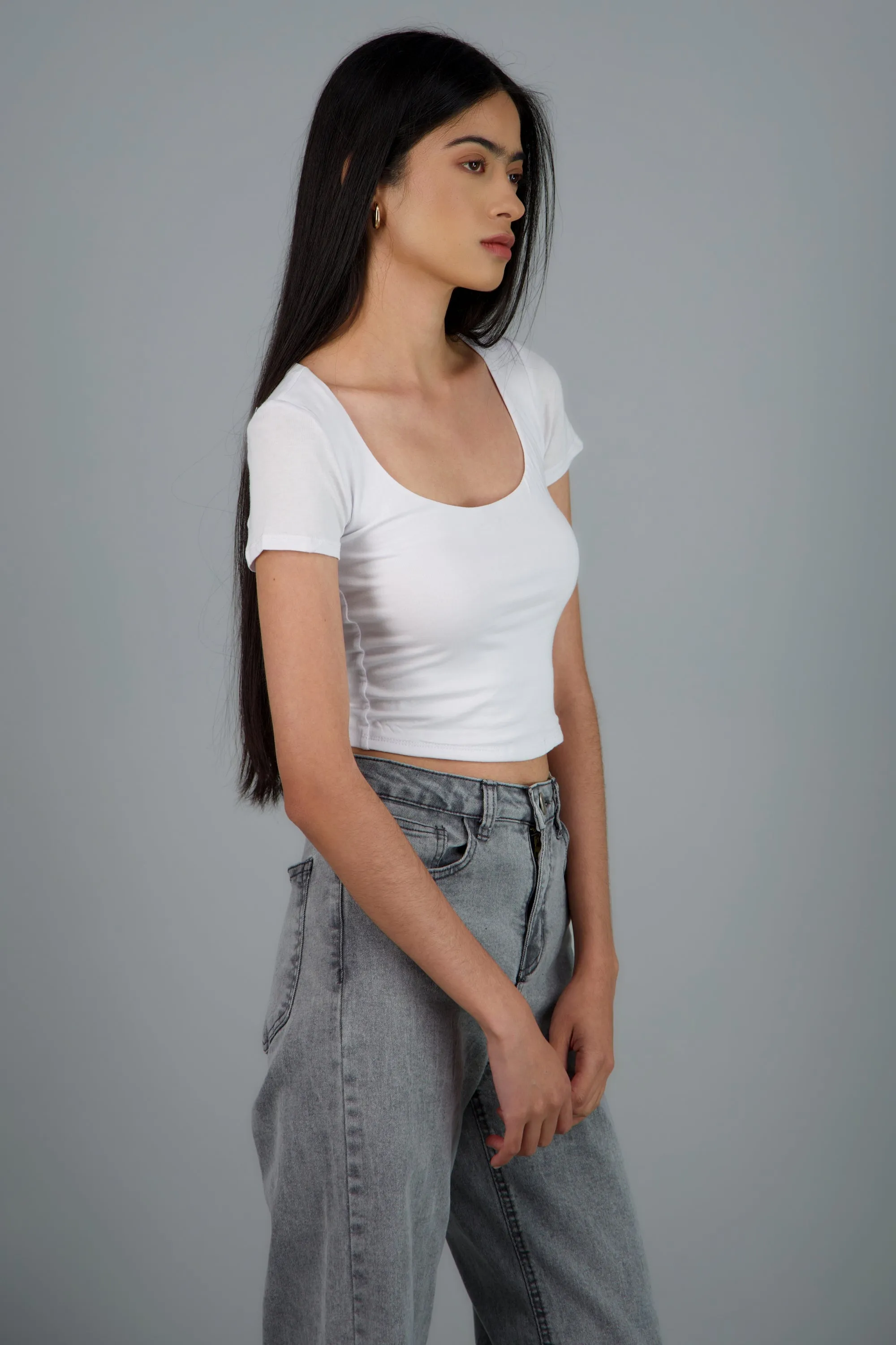 Top escote redondo manga corta sold by Shasa product image thumbnail 3