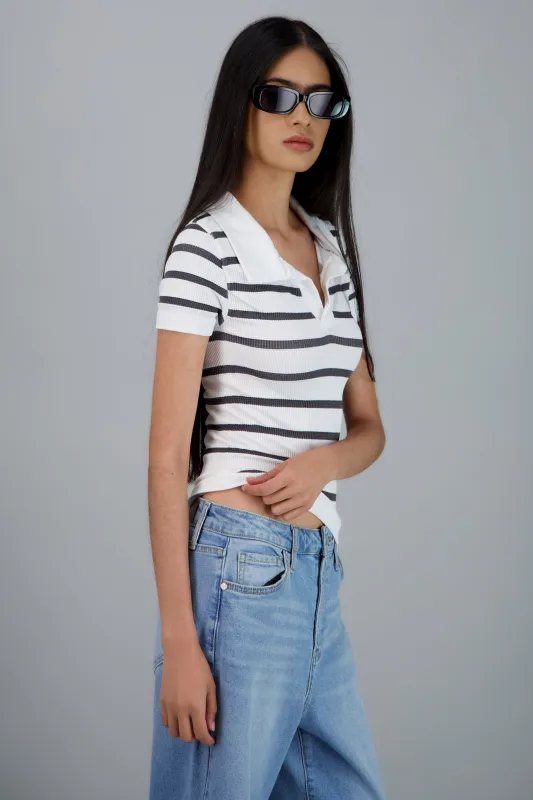 Top seamless rayas cuello polo sold by Shasa