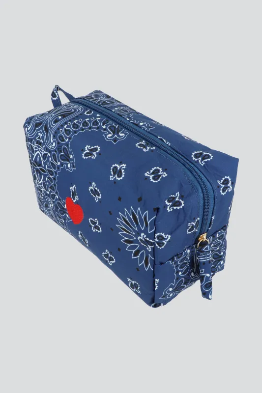 Cosmetiquera paliacate corazon sold by Shasa