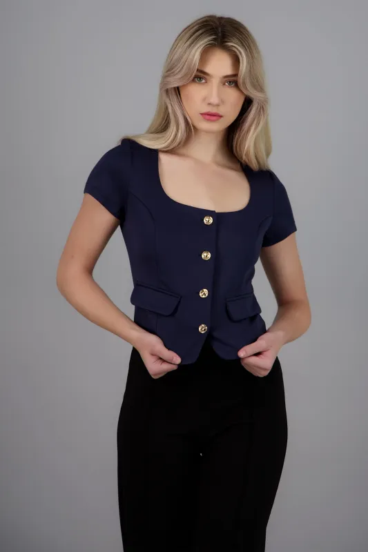 Top con botones con manga corta sold by Shasa