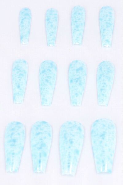 Set 12 uñas postizas largas manchas sold by Shasa product image thumbnail 4