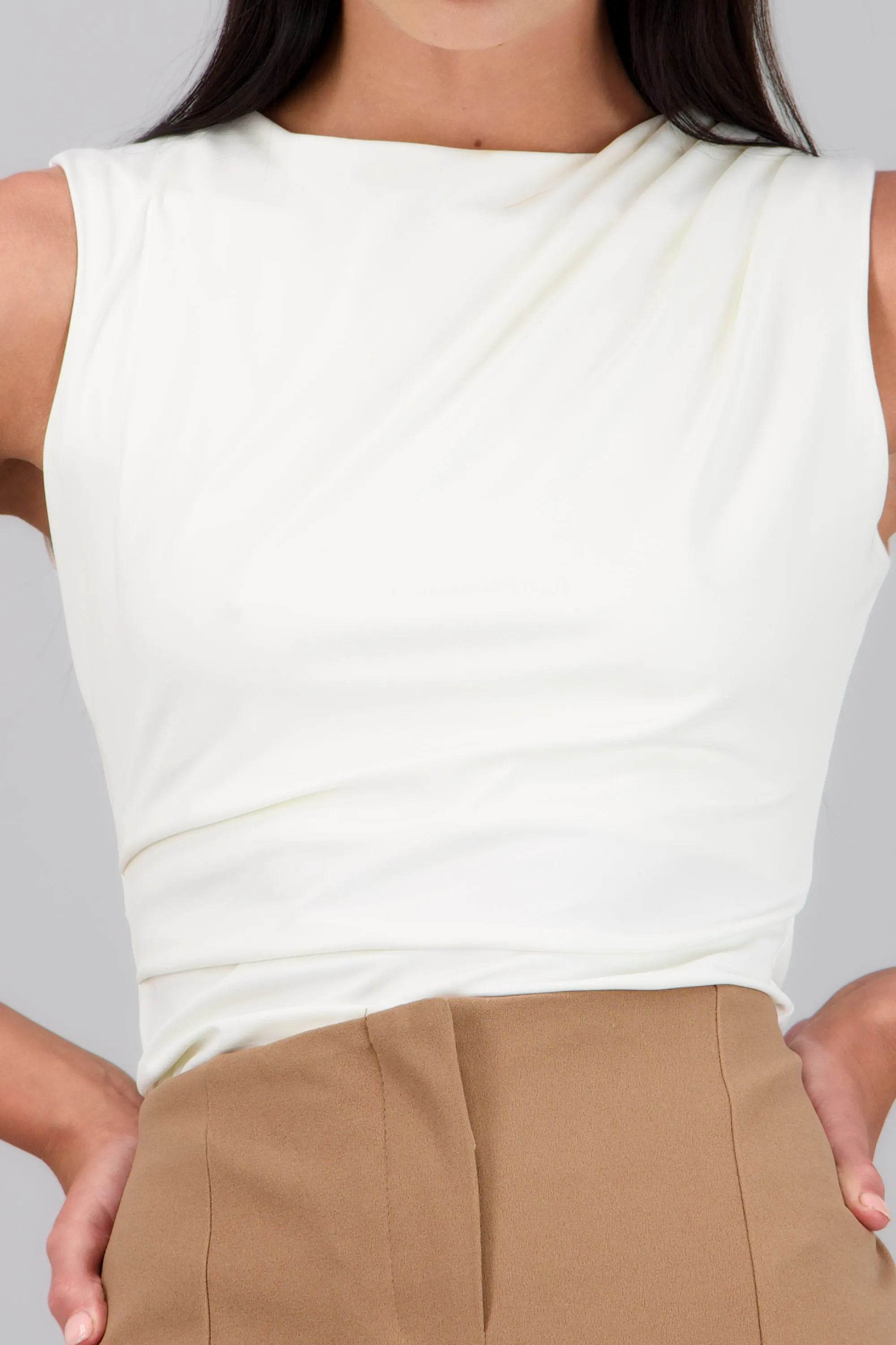 Top drapeado hombro y costado sold by Shasa product image thumbnail 5