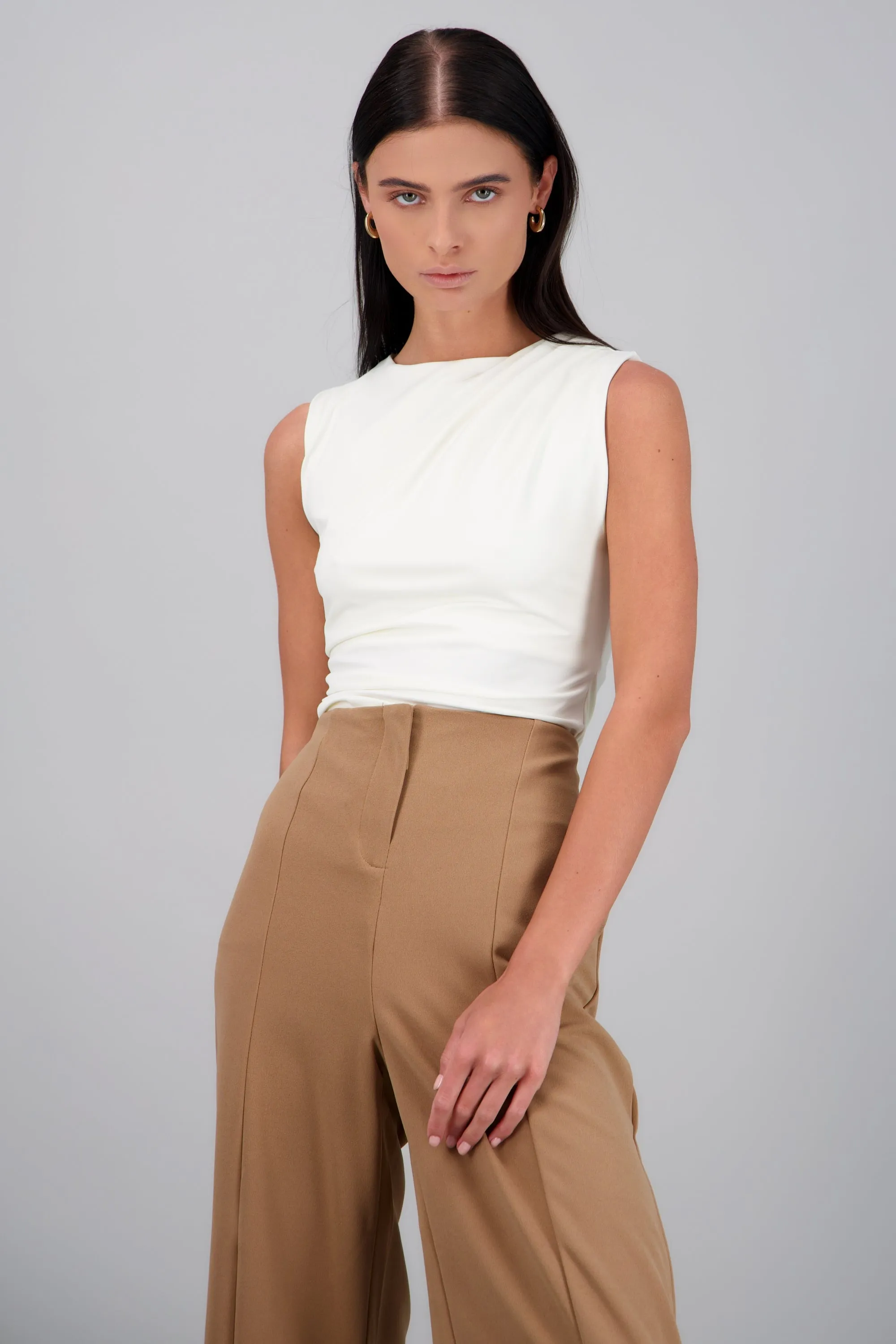 Top drapeado hombro y costado sold by Shasa product image thumbnail 2