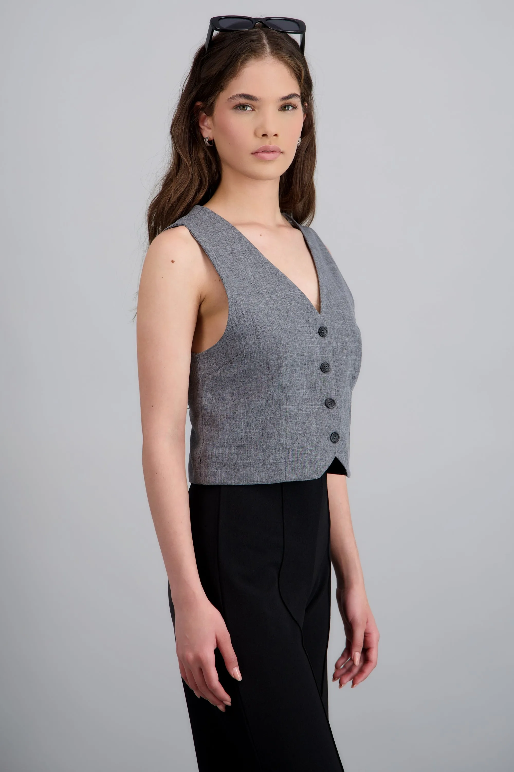 Chaleco crop sastreado detalle botones sold by Shasa product image thumbnail 3