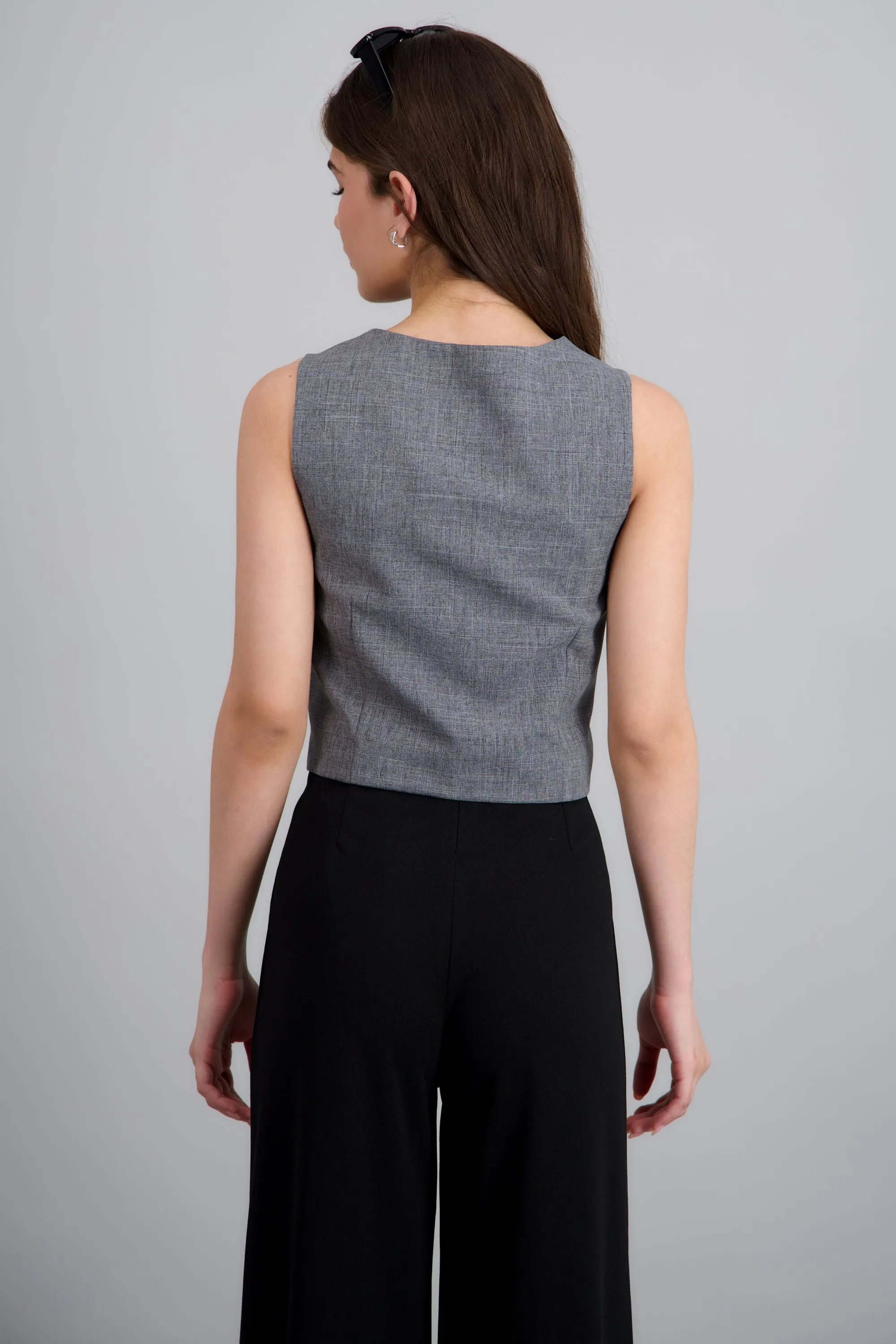 Chaleco crop sastreado detalle botones sold by Shasa product image thumbnail 4