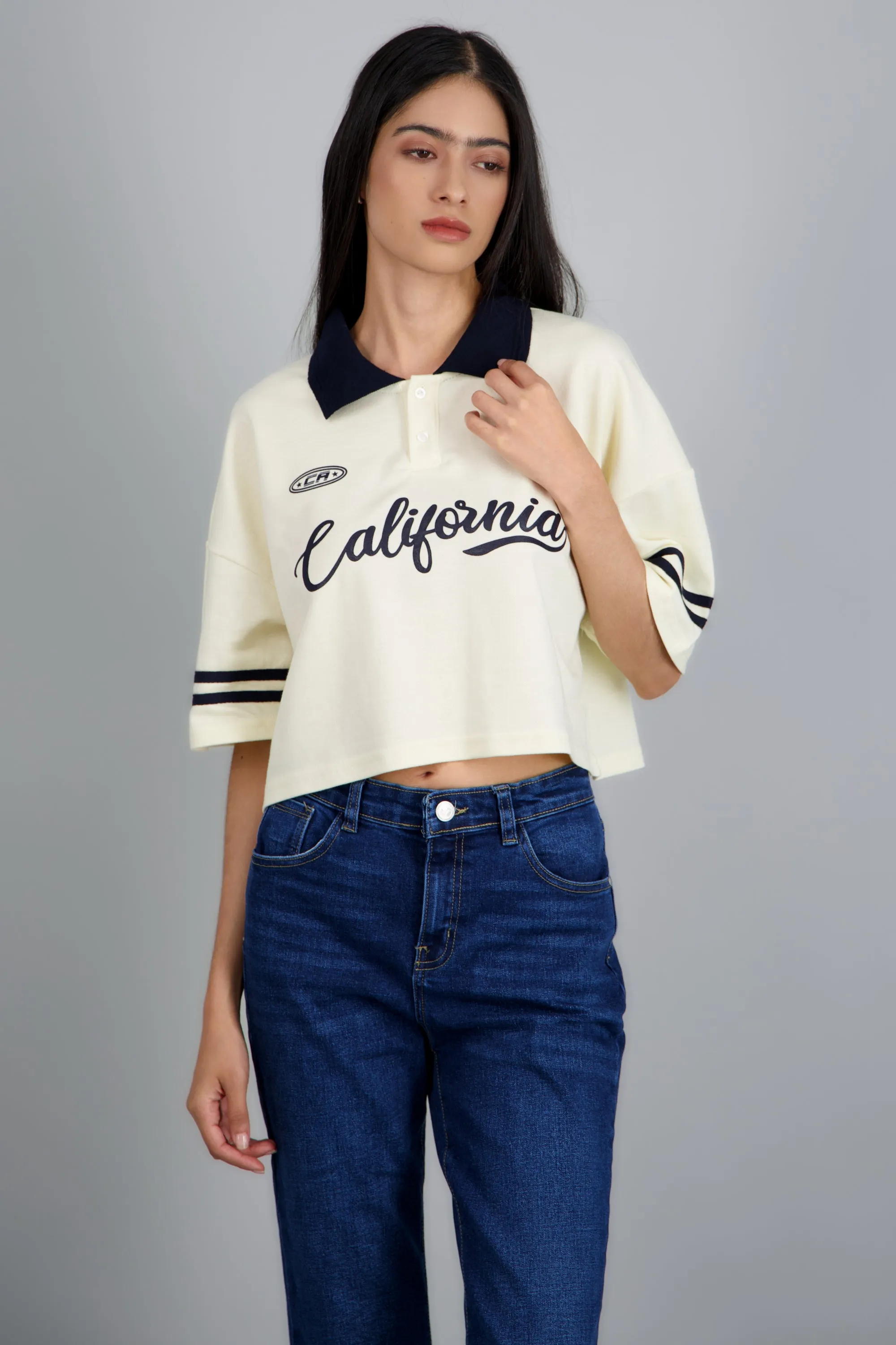 Polo boxy contraste California sold by Shasa