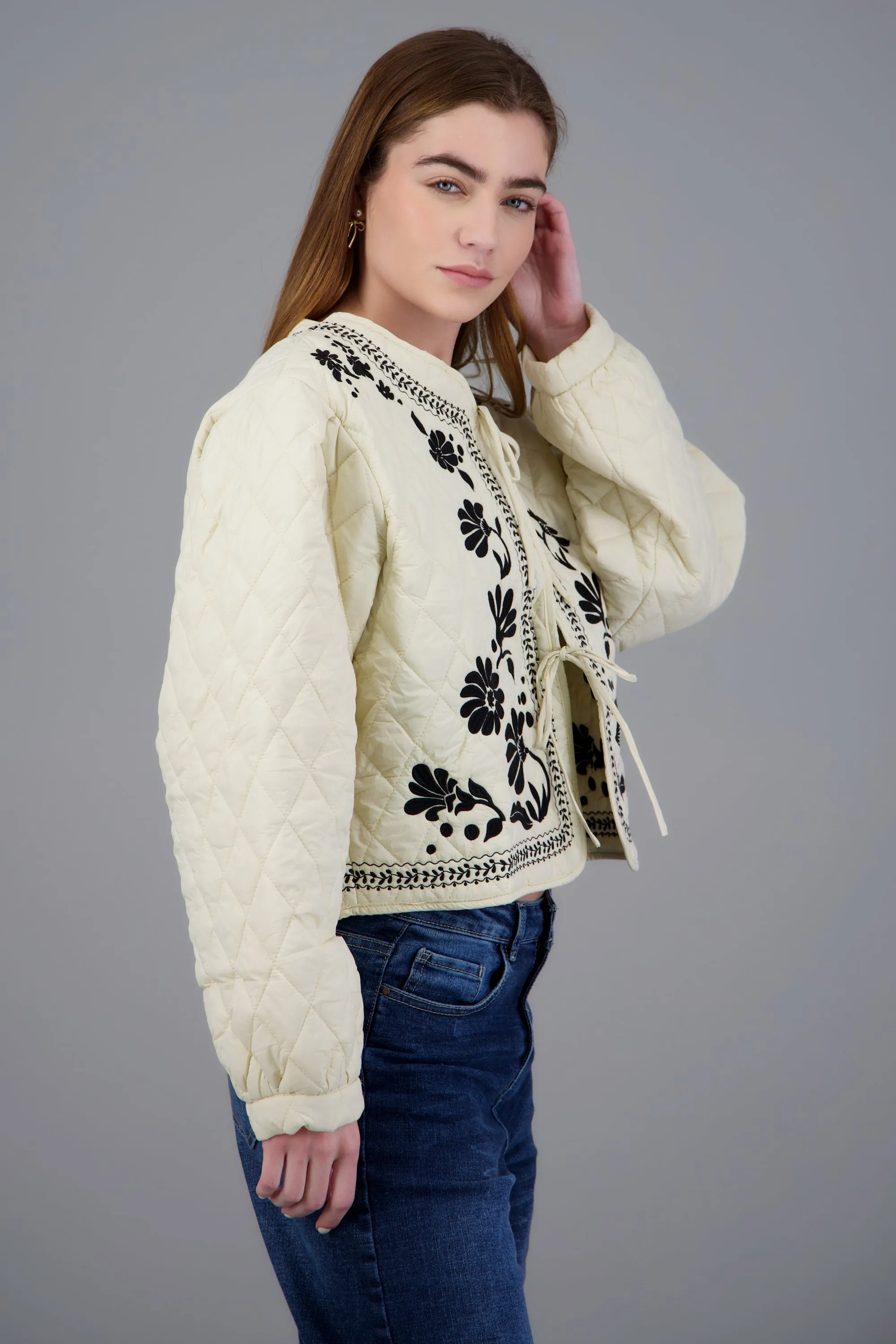 Chamarra capitonada detalles paisley sold by Shasa product image thumbnail 2