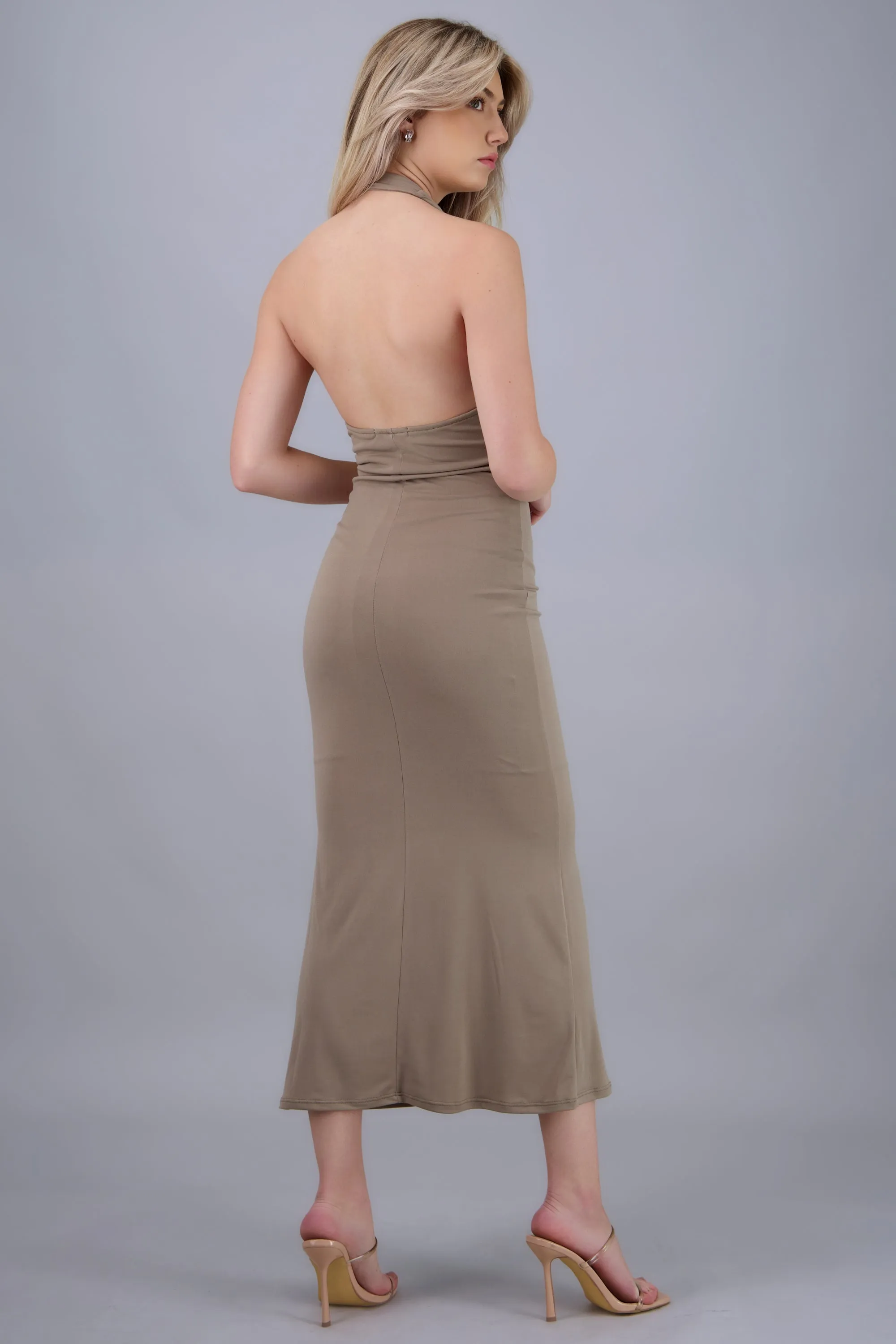 Vestido maxi halter escote columpio sold by Shasa product image thumbnail 4