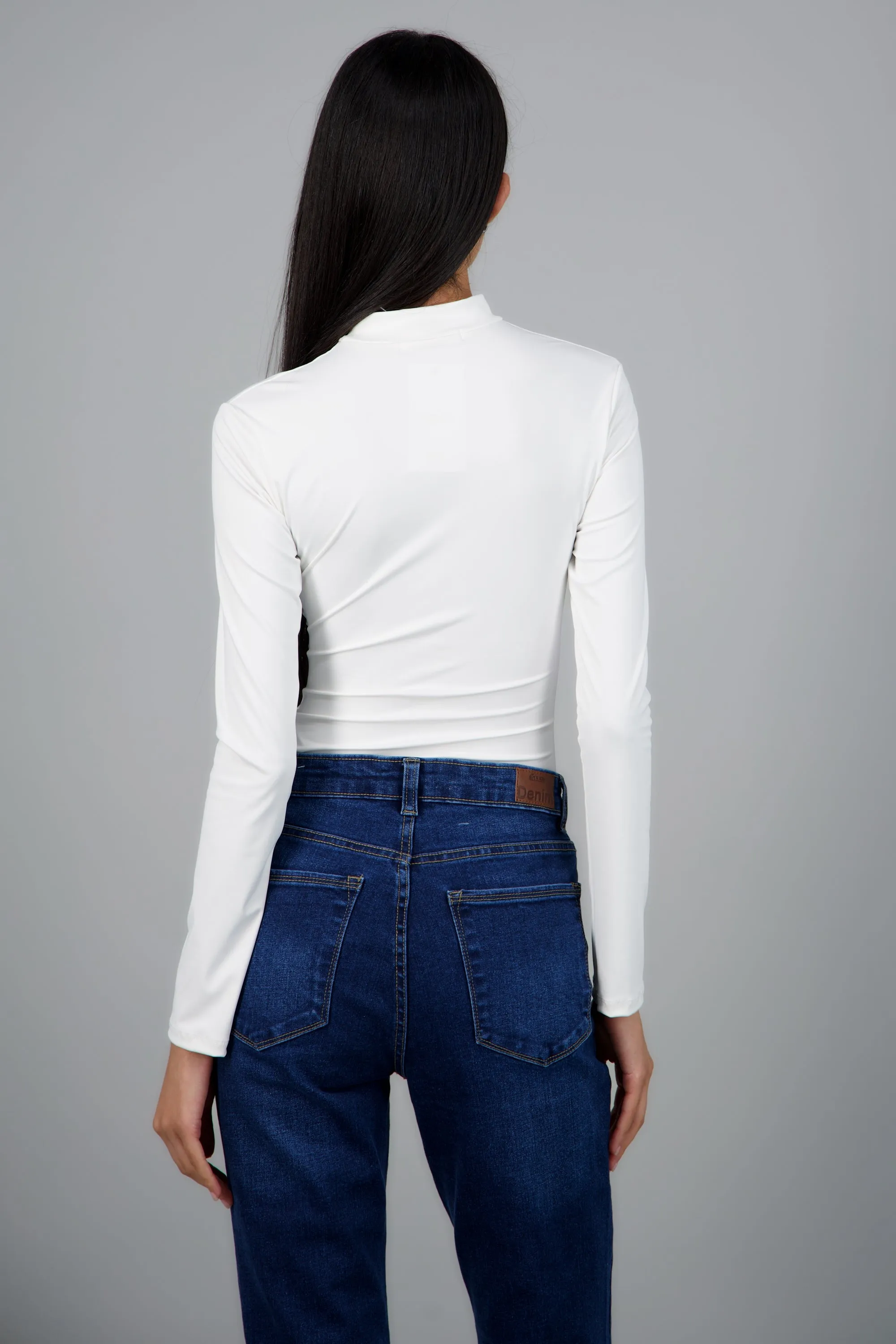 Body cuello alto detalle drapeado sold by Shasa product image thumbnail 3