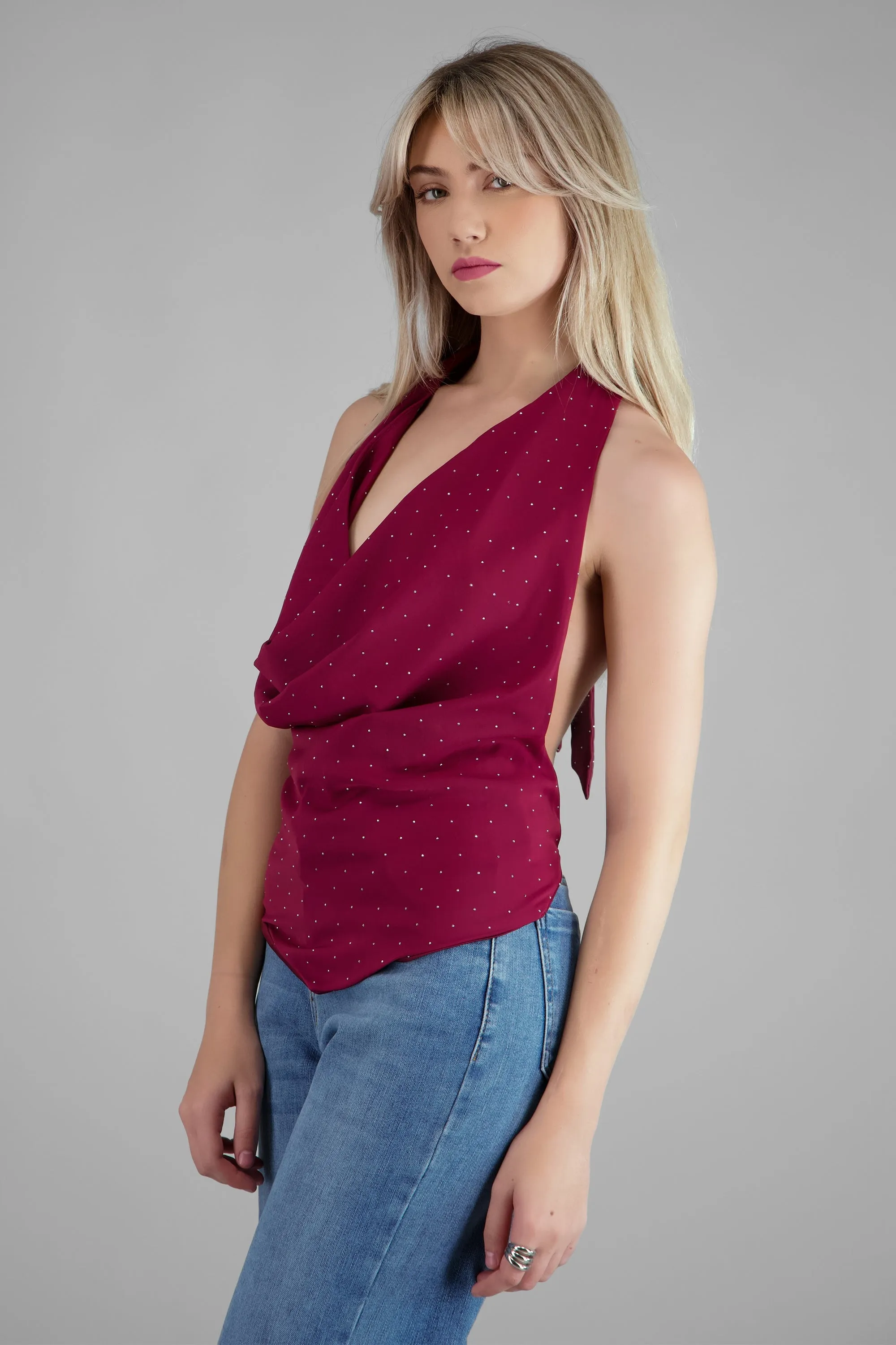 Blusa brillos halter escote espalda sold by Shasa product image thumbnail 2